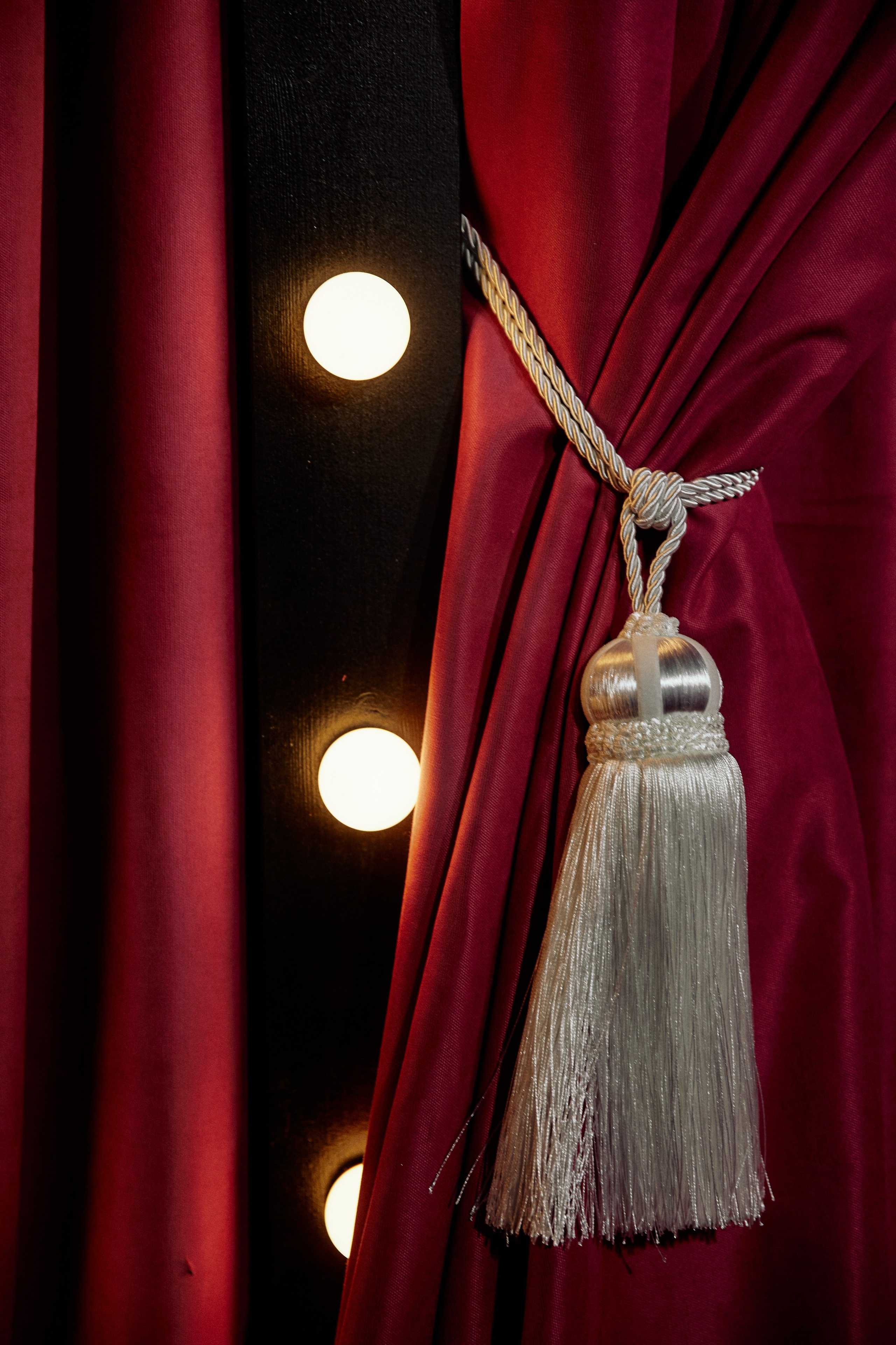 LESYA CABARET. Дмитрий Мазуркевич: Профессиональный Репортажный Фотограф