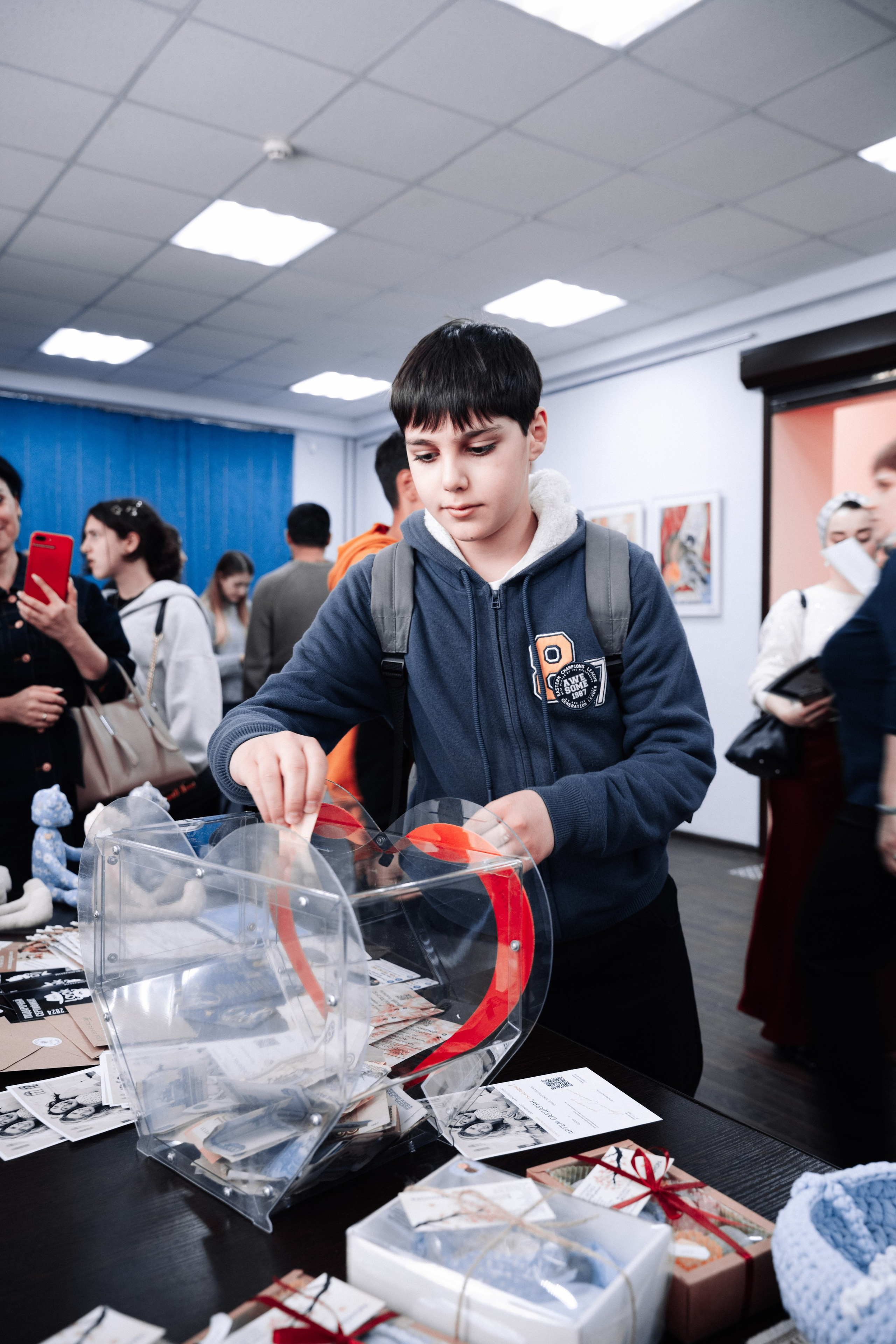 Благотворительный концерт в помощь Артему Сардаряну. Фотограф Артем Севостьянов. Профессиональная фотосъемка в Ногинске, Москве, Московской области и за границей