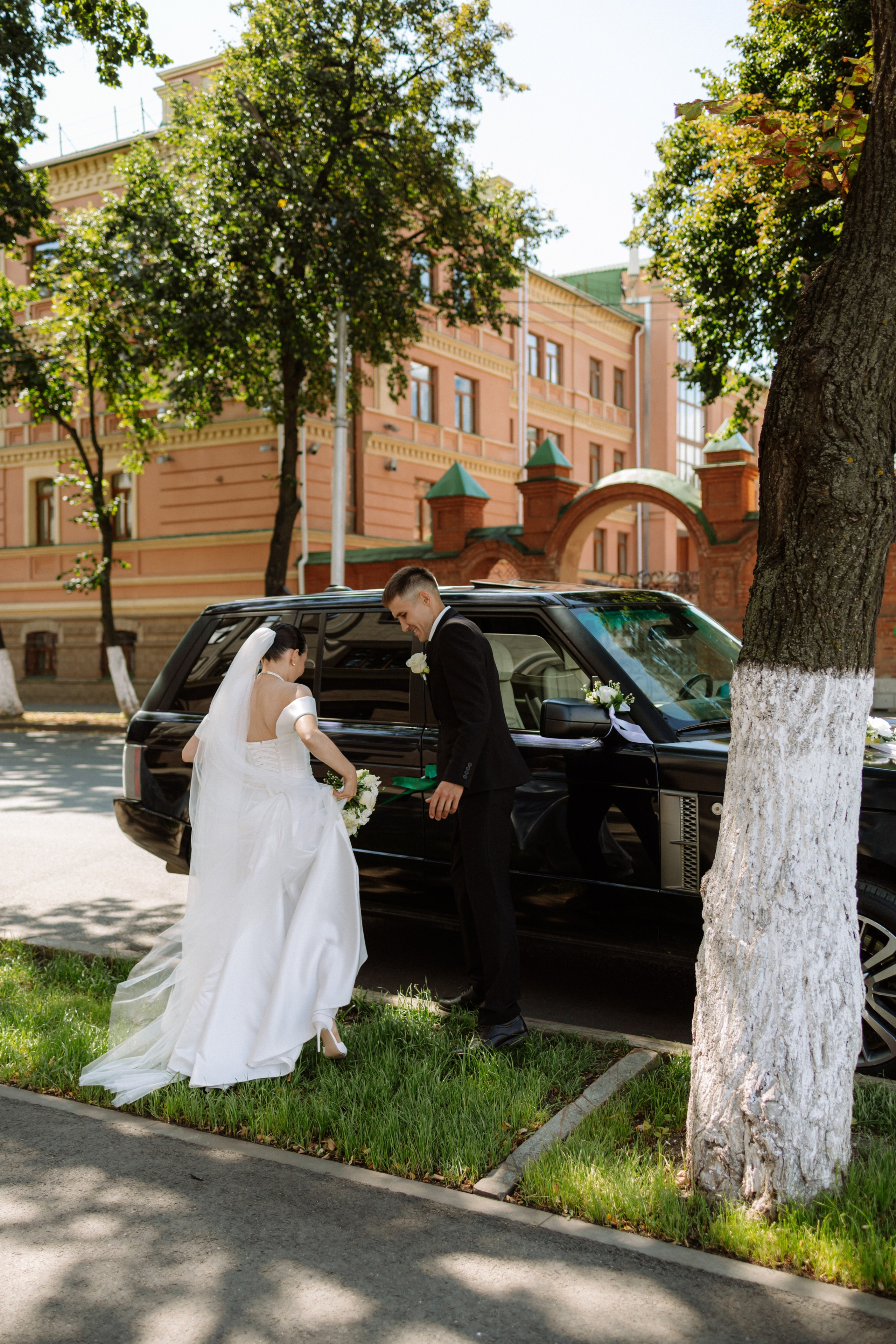 Прогулка 18.08.2025. Фотограф Уфа Башкирия Мухаметянова Алина. Свадебный семейный портретный