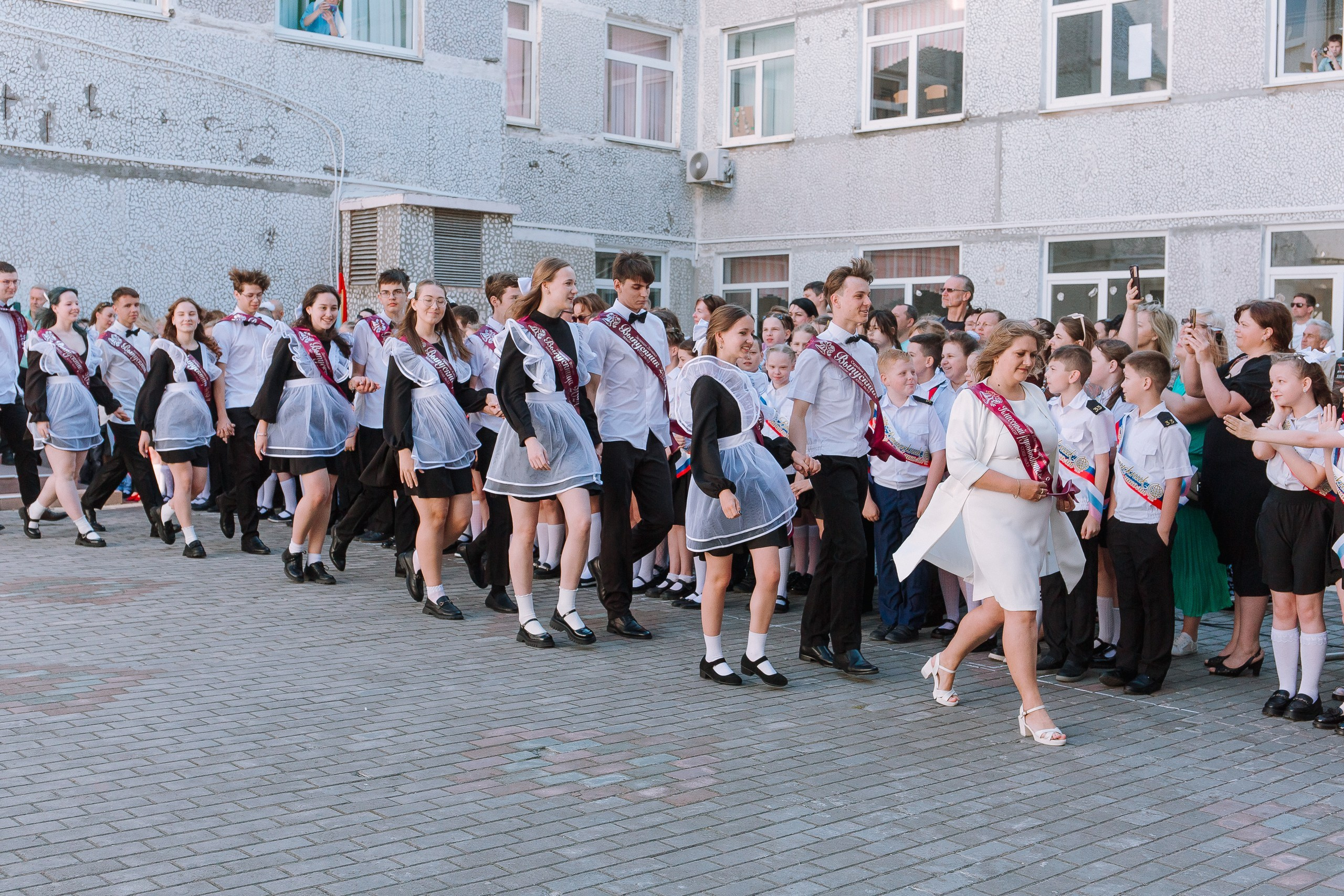 11 класс 33 школа. Выпускные альбомы Натальи Бутко: Новороссийск, Анапа, Геленджик