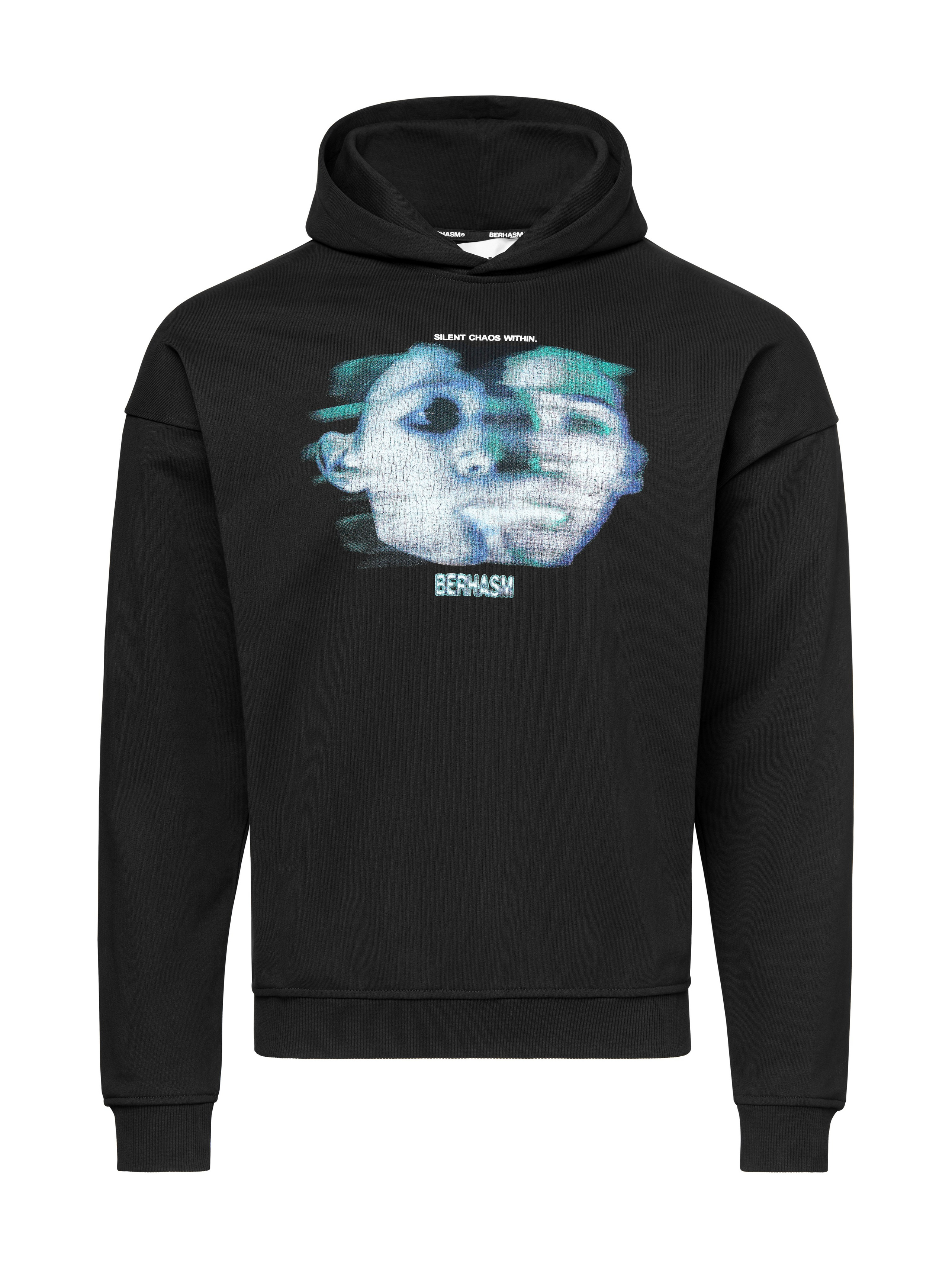 Одежда Berhasm на прозрачном манекене и в раскладку. Олег Дмитриев