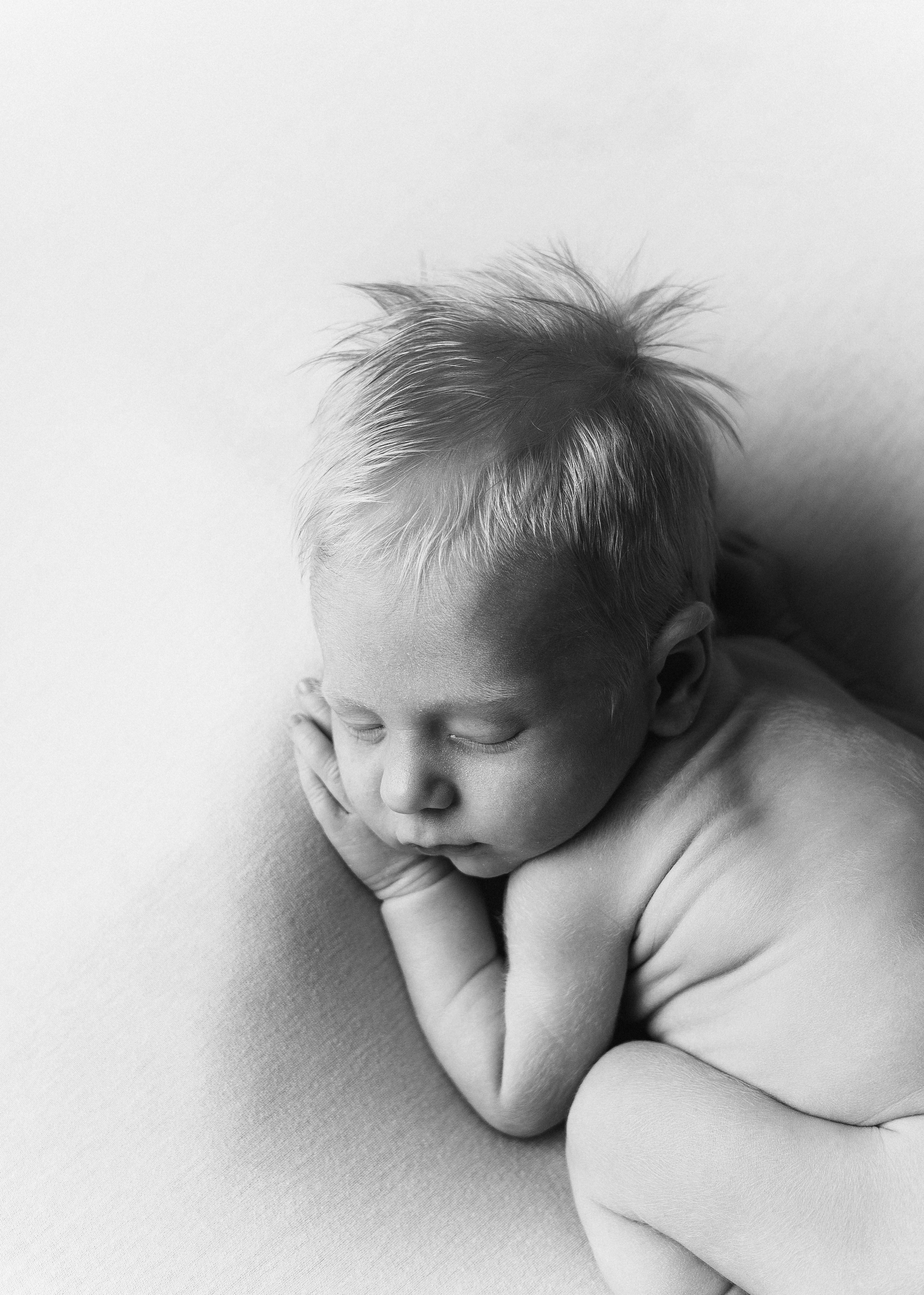 НОВОРОЖДЕННЫЕ МАЛЫШИ. Фотосессия новорожденных в Москве и Московской области