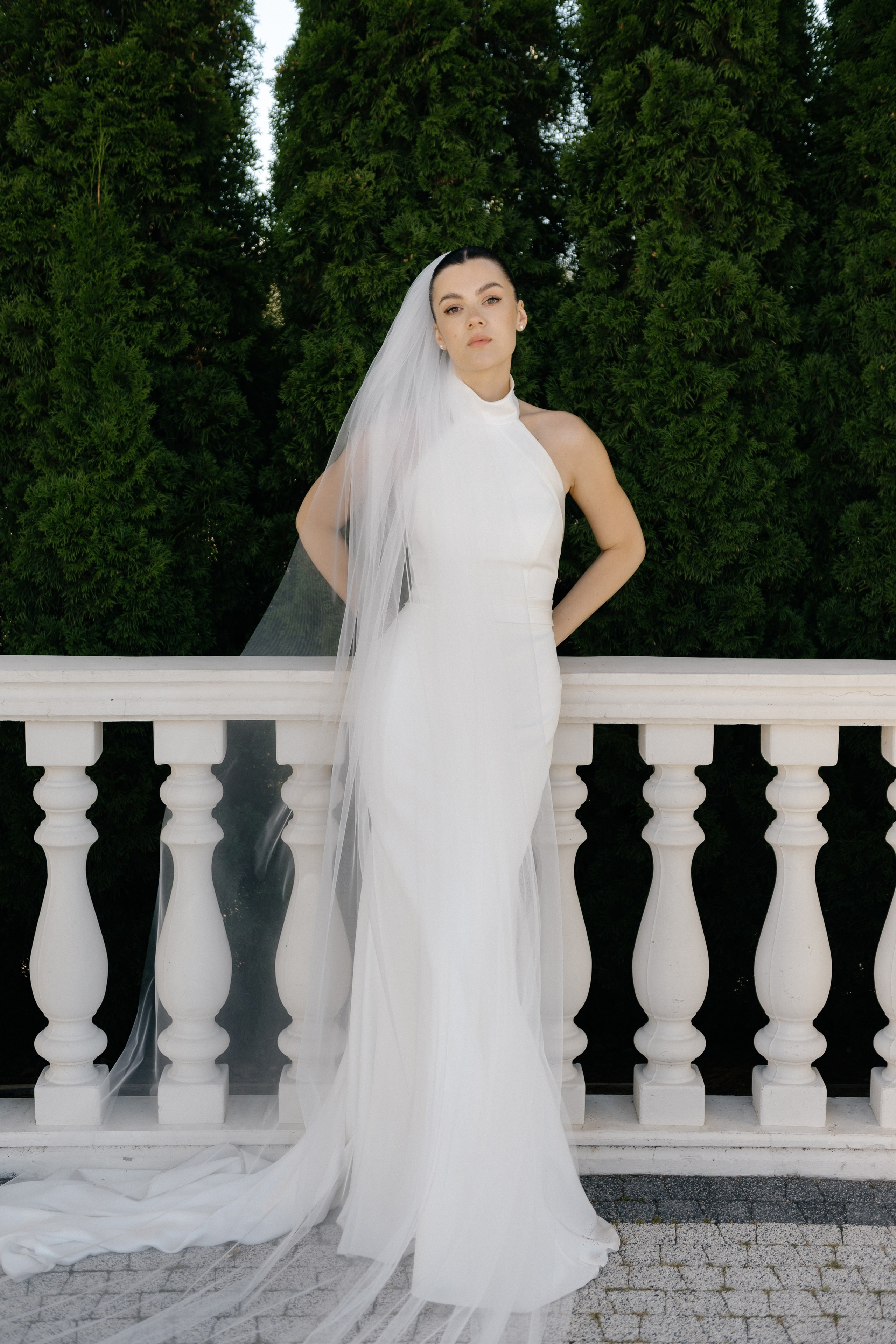 Wedding day in VERSAL PARK. Wedding PHOTOGRAPHER Andrew Vnukov