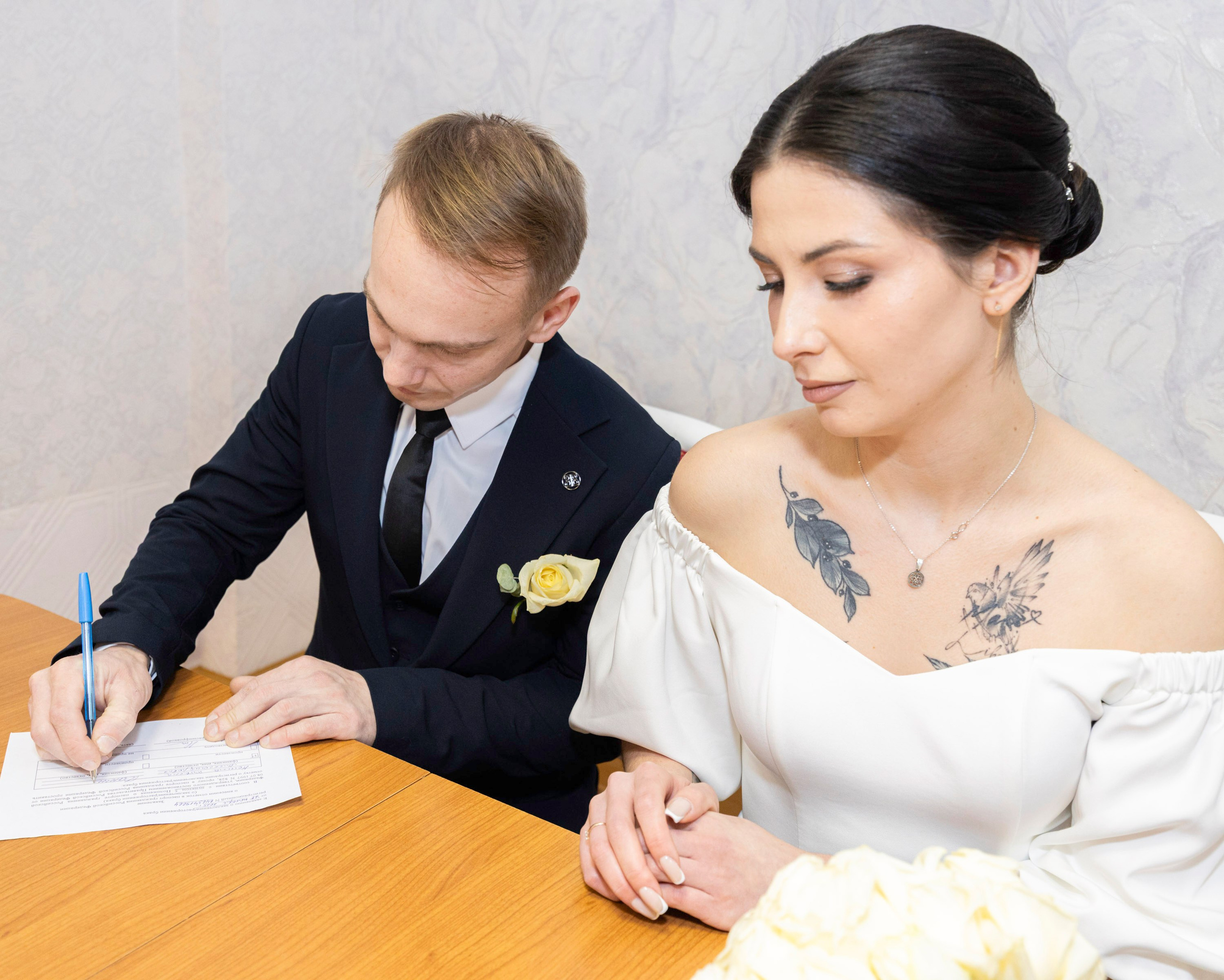 Свадьба, роспись в ЗАГСе, венчание, крещение, выписка из роддома — фотосъёмка. Визуальная упаковка брендов и проектов через фото и видеопроизводство