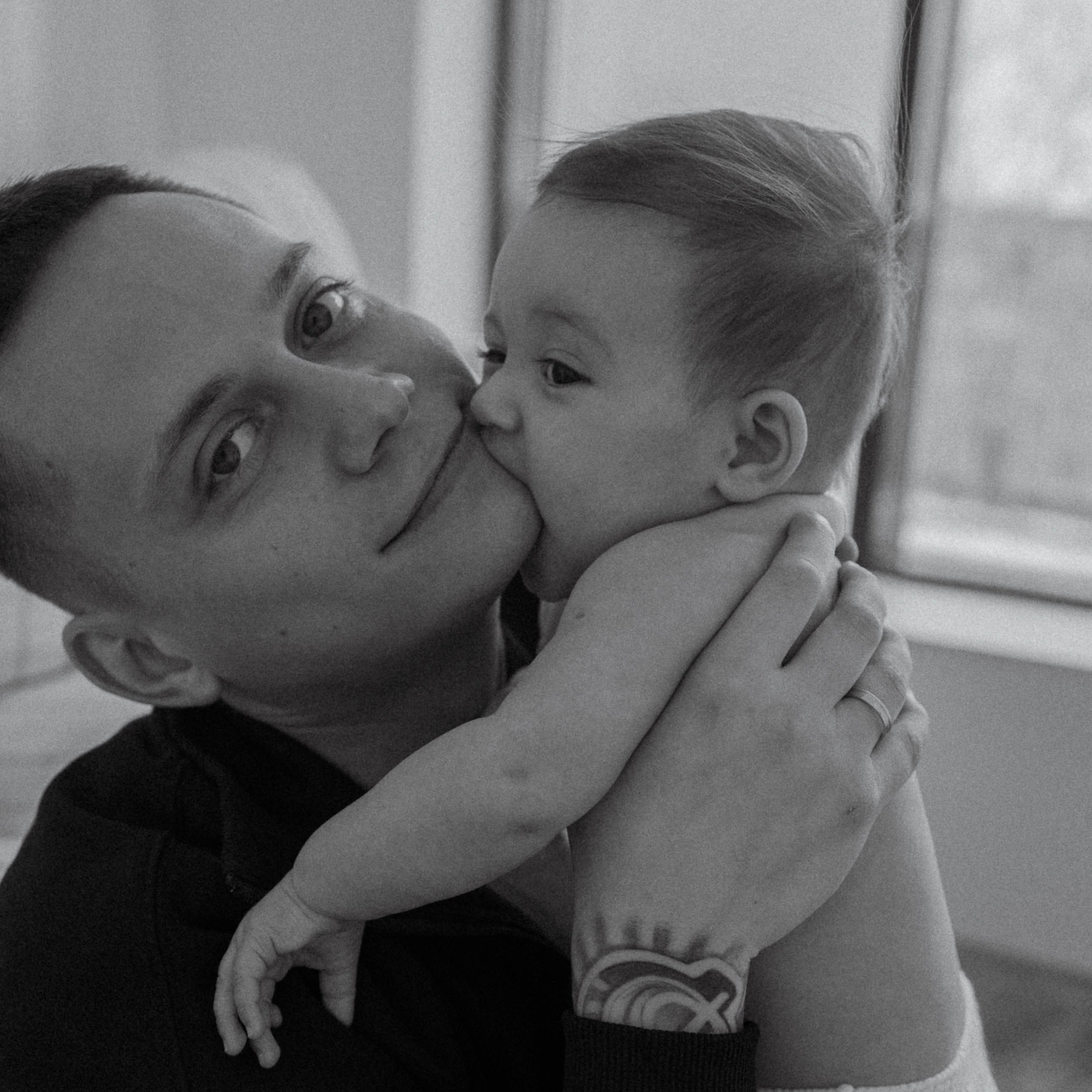 Семейная в студии: Рада и Мира. Эльвира Галимьянова — семейный фотограф Екатеринбурга