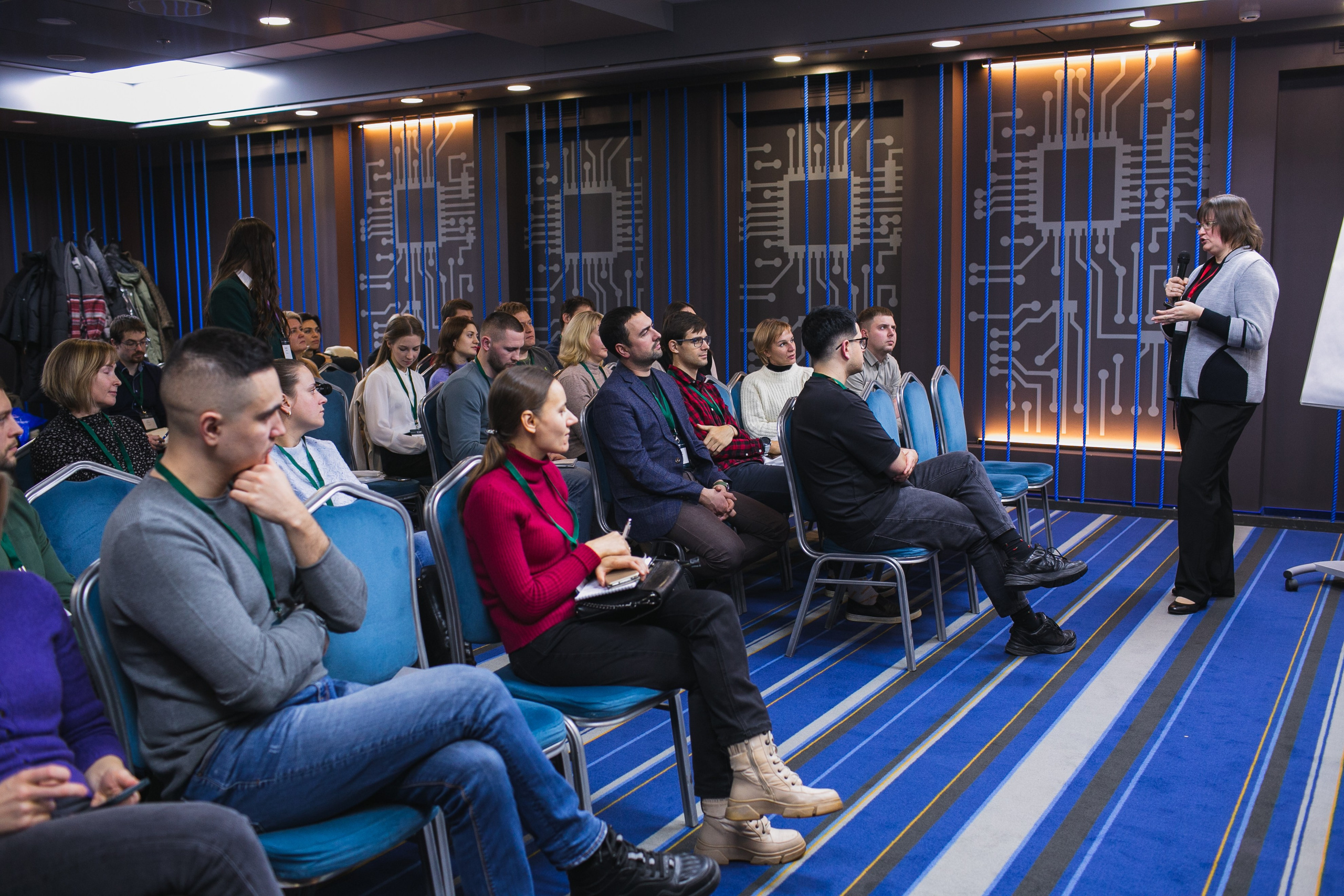 Деловые мероприятия. Профессиональный фотограф Евгений Земцов в Москве. Контент съемка, репортаж мероприятий, бизнес портреты
