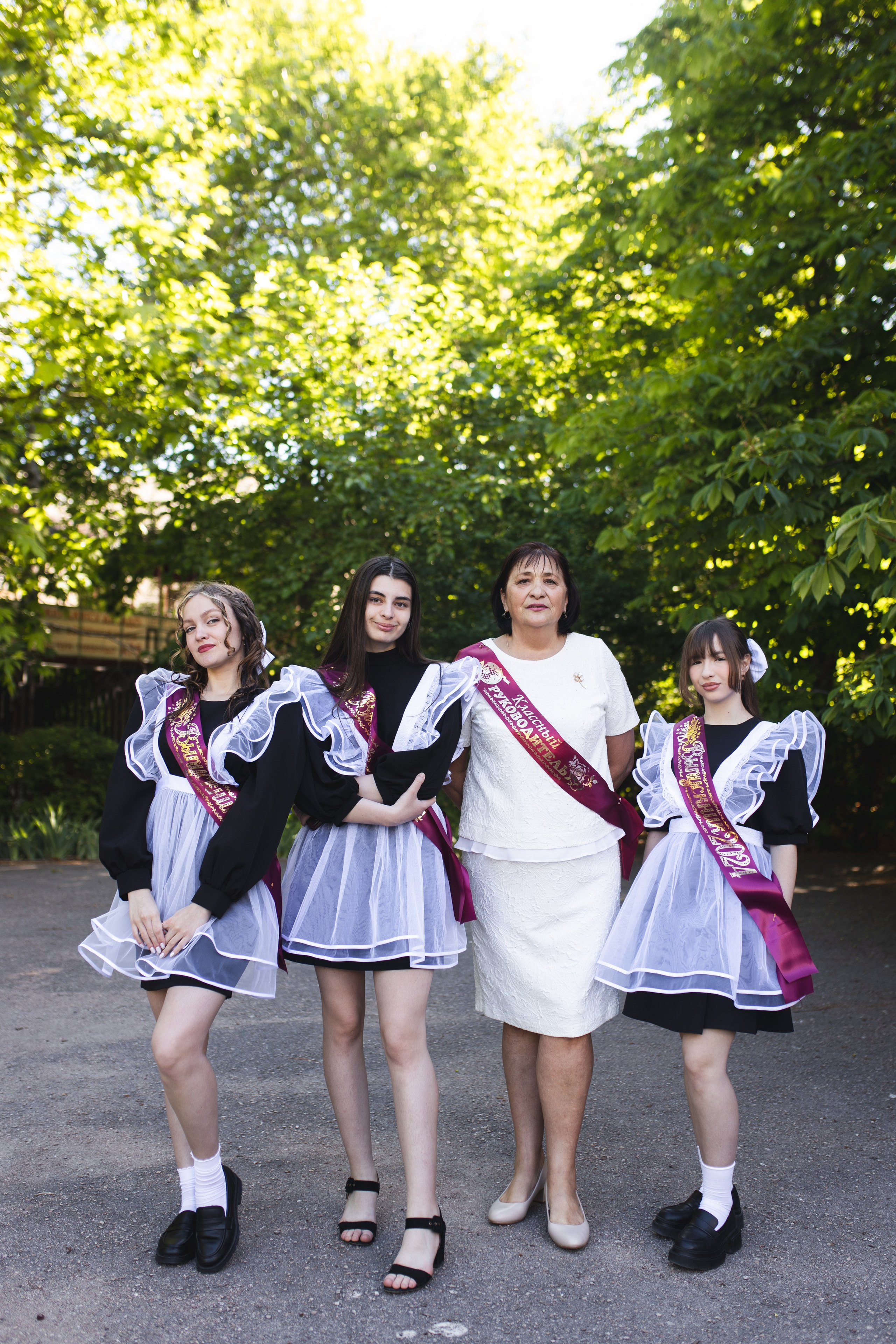 Последний звонок, фотосъемка в Севастополе. Фотограф в Севастополе и в Крыму