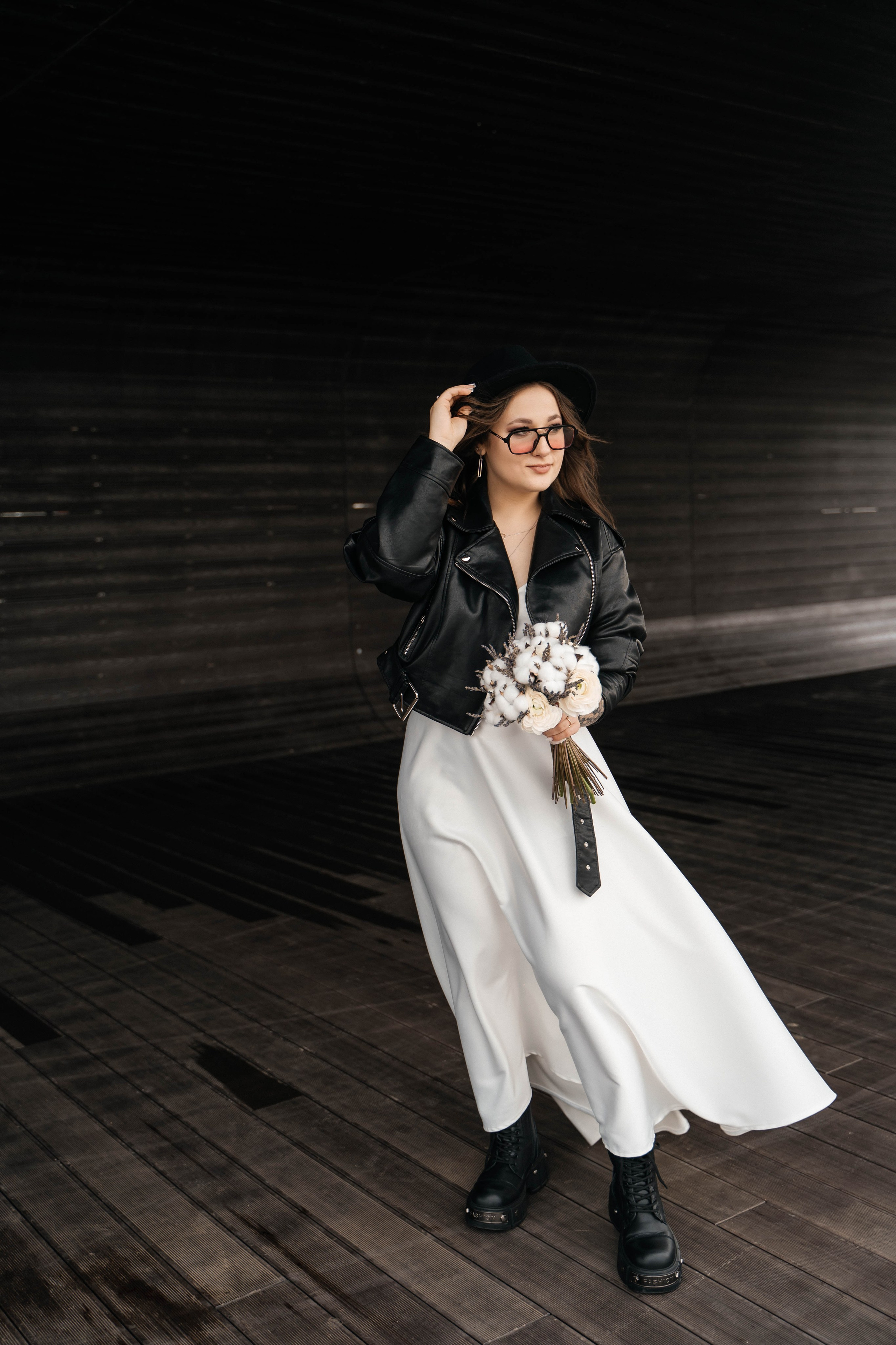 Никита и Лика — дождь, гранж, любовь. Свадебный и семейный фотограф