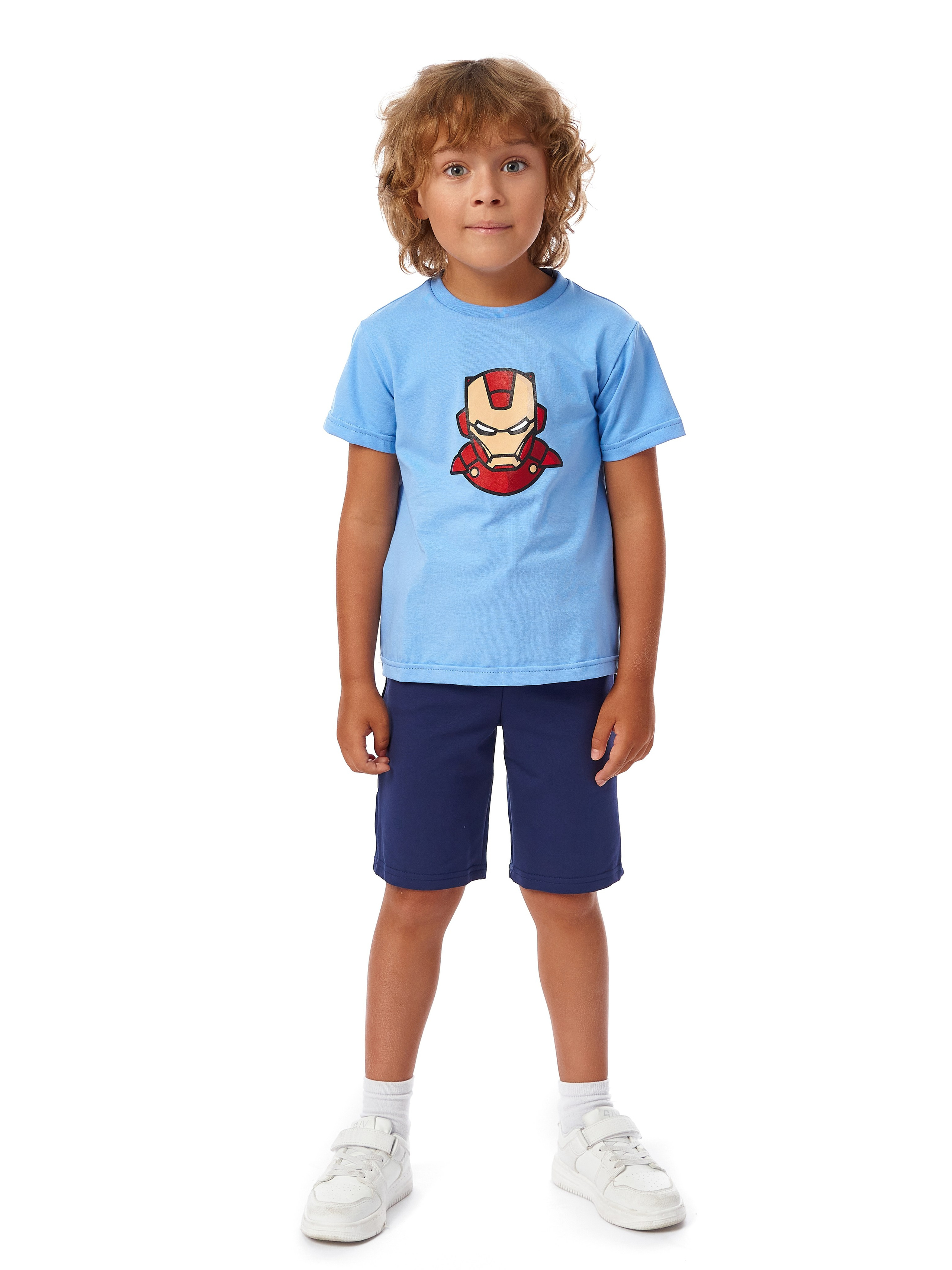 Детские костюмы. Каталожный предметный фотограф