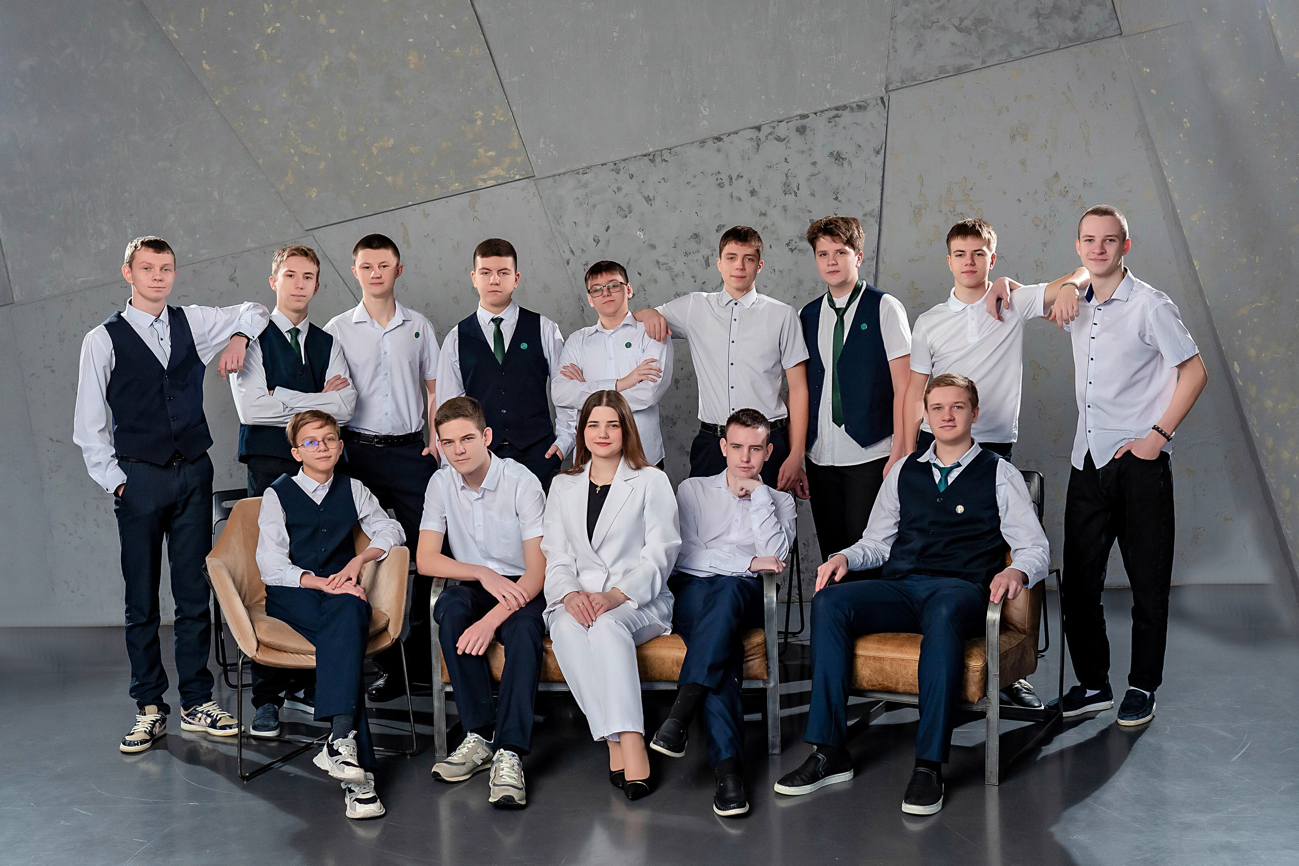 Выпускные (школьные) альбомы (книги) в Ростове-на-Дону. Современные Выпускные Альбомы в Ростове-на-Дону