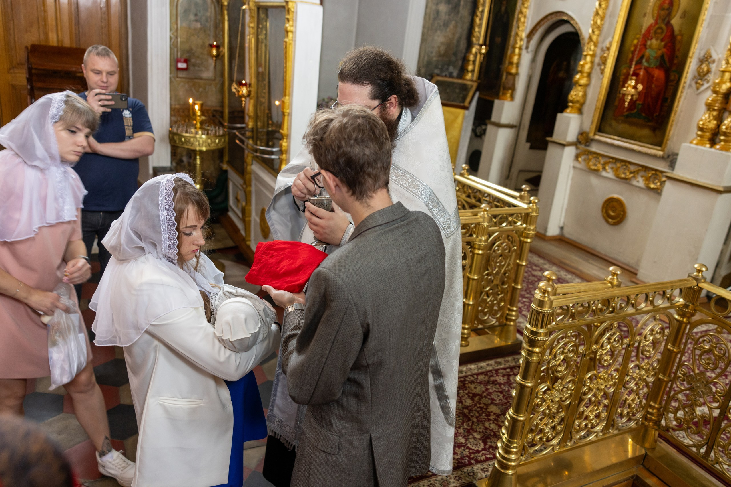 Образец репортажа крещения оригиналы, без искажений, без вспышки, светосильная оптика!. Фотограф в Туле Крупский АнДРей. Фотостудия «КАДР71» в Туле