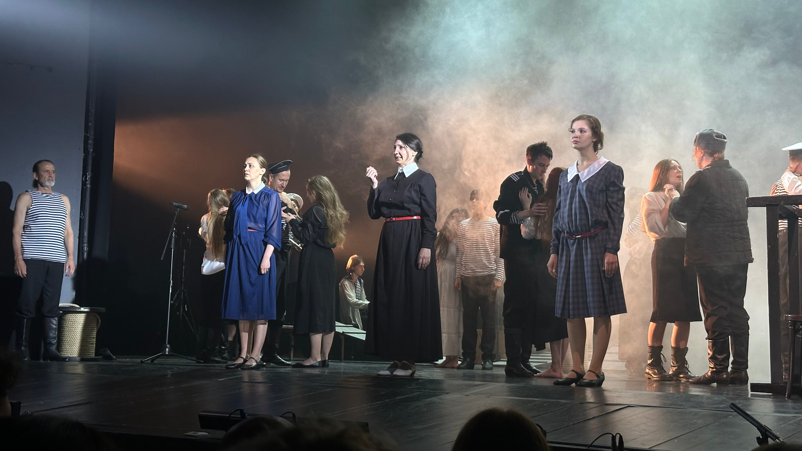 Репортажная фотосъемка во Владивостоке. Портретный, свадебный, репортажный фотограф во Владивостоке Юлиана Джули Фокс