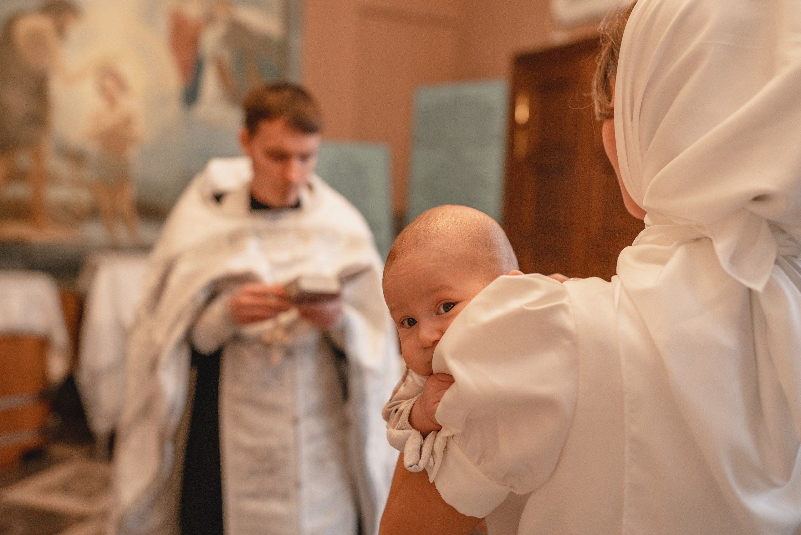 Андрей. Церковь Знамение в Аксиньино. Семейный фотограф в Москве Лилия Лебедева