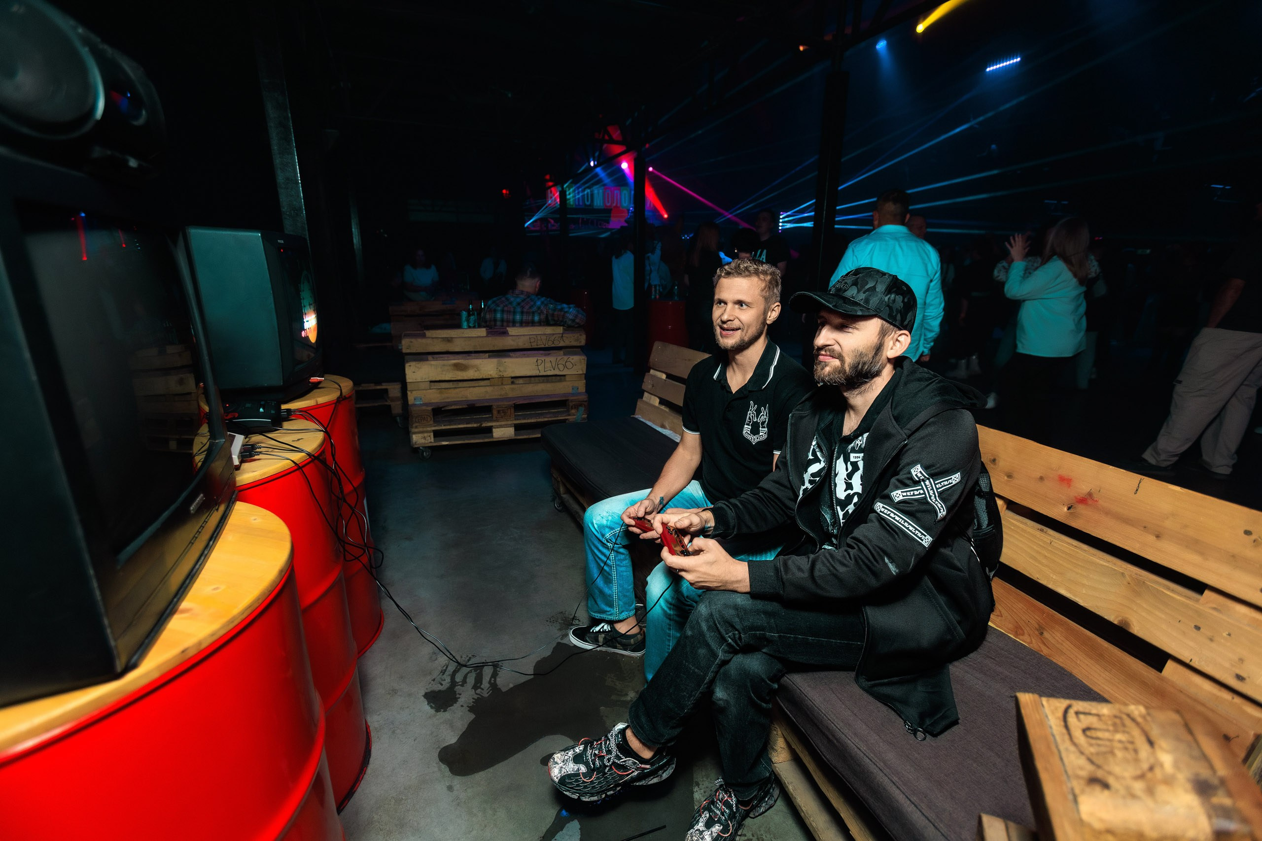 Вечно молодой. Репортажный фотограф Екатеринбург | Яркий, качественный репортаж | Концерты, клубы, репортаж, праздники, корпоративы