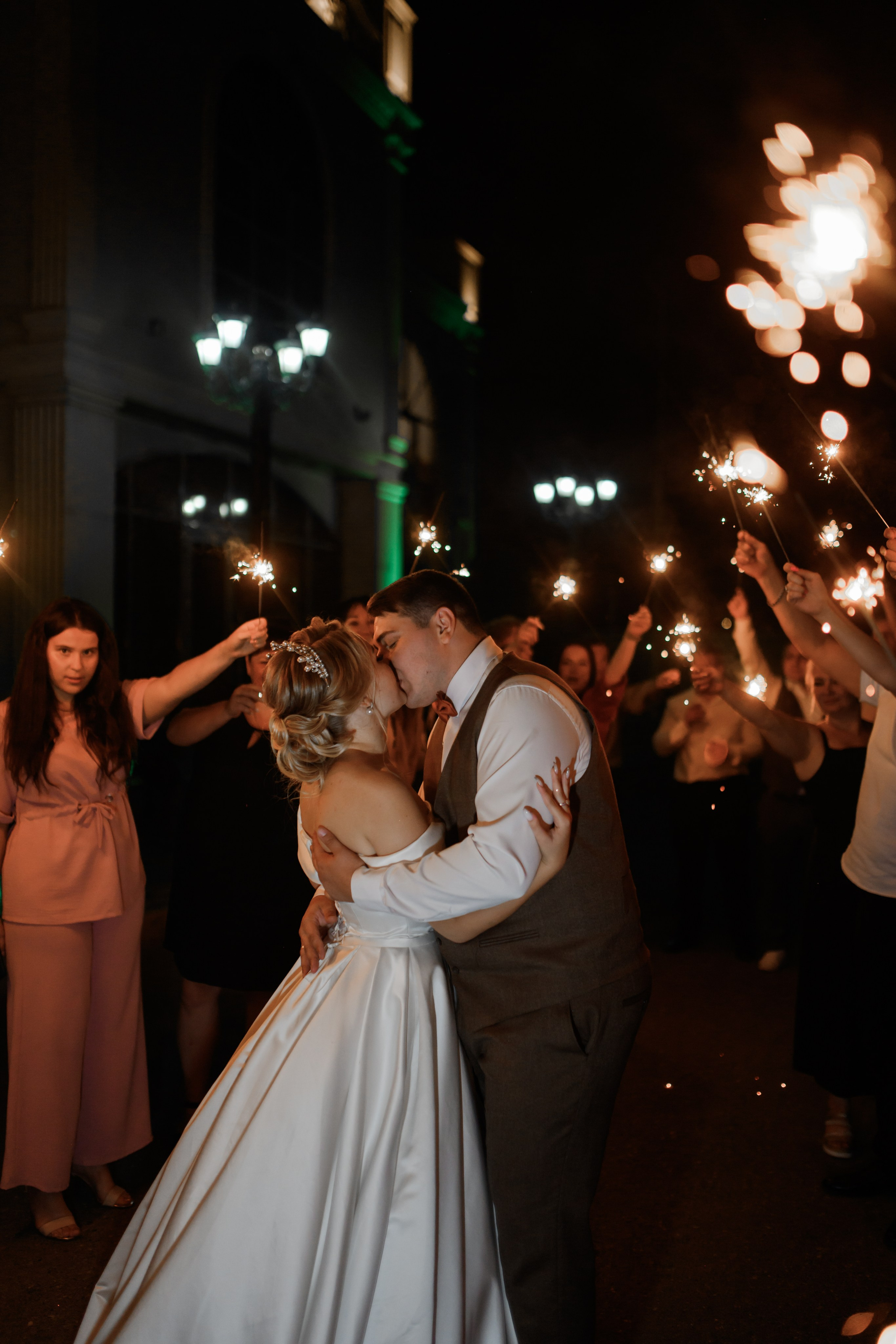 T & A. Свадебный фотограф в г. Астрахань. Так же выезжаю в другие города