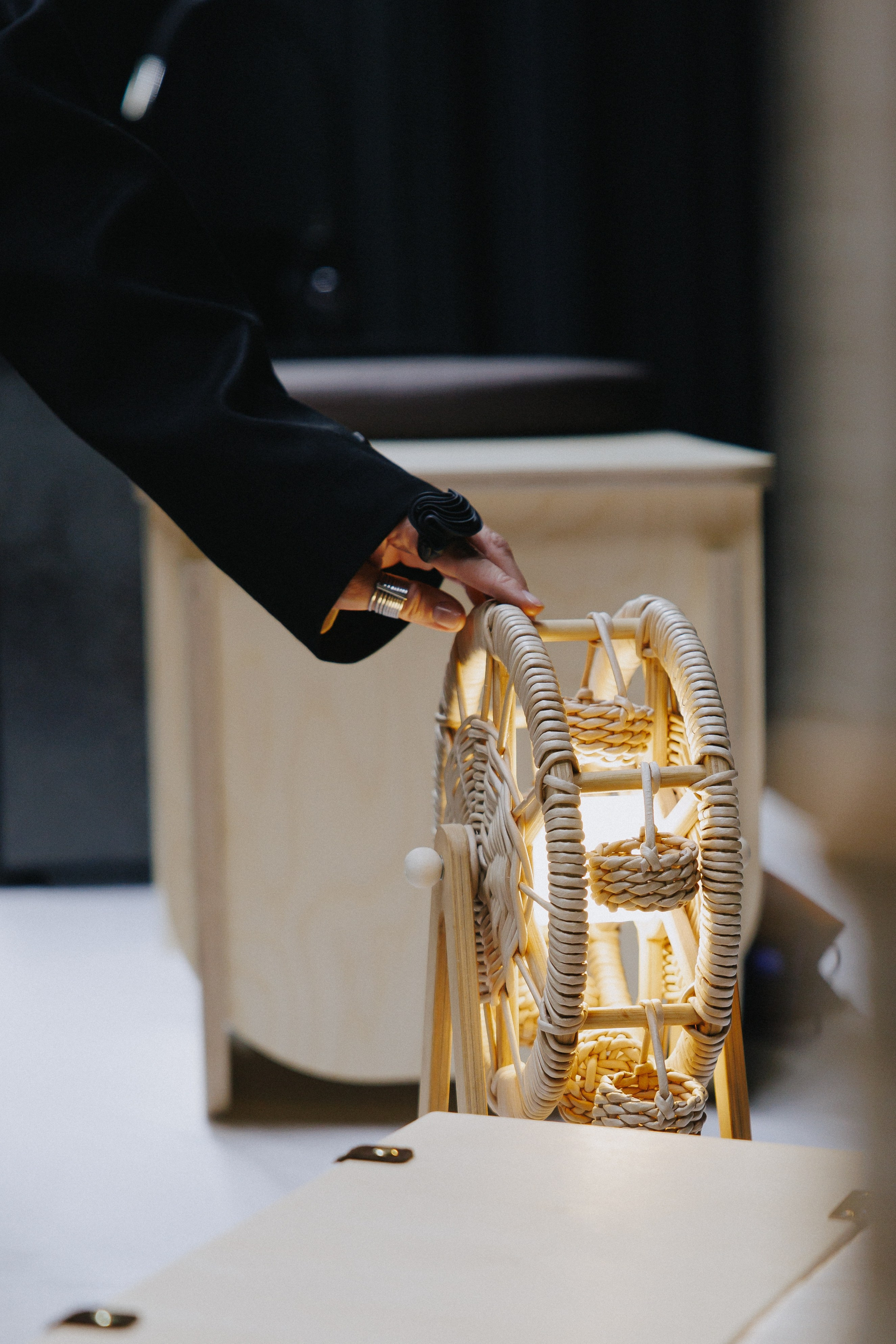 Выставка СТО ВЕЩЕЙ В ИНТЕРЬЕРЕ. Фотограф Иркутск Антипин Сергей