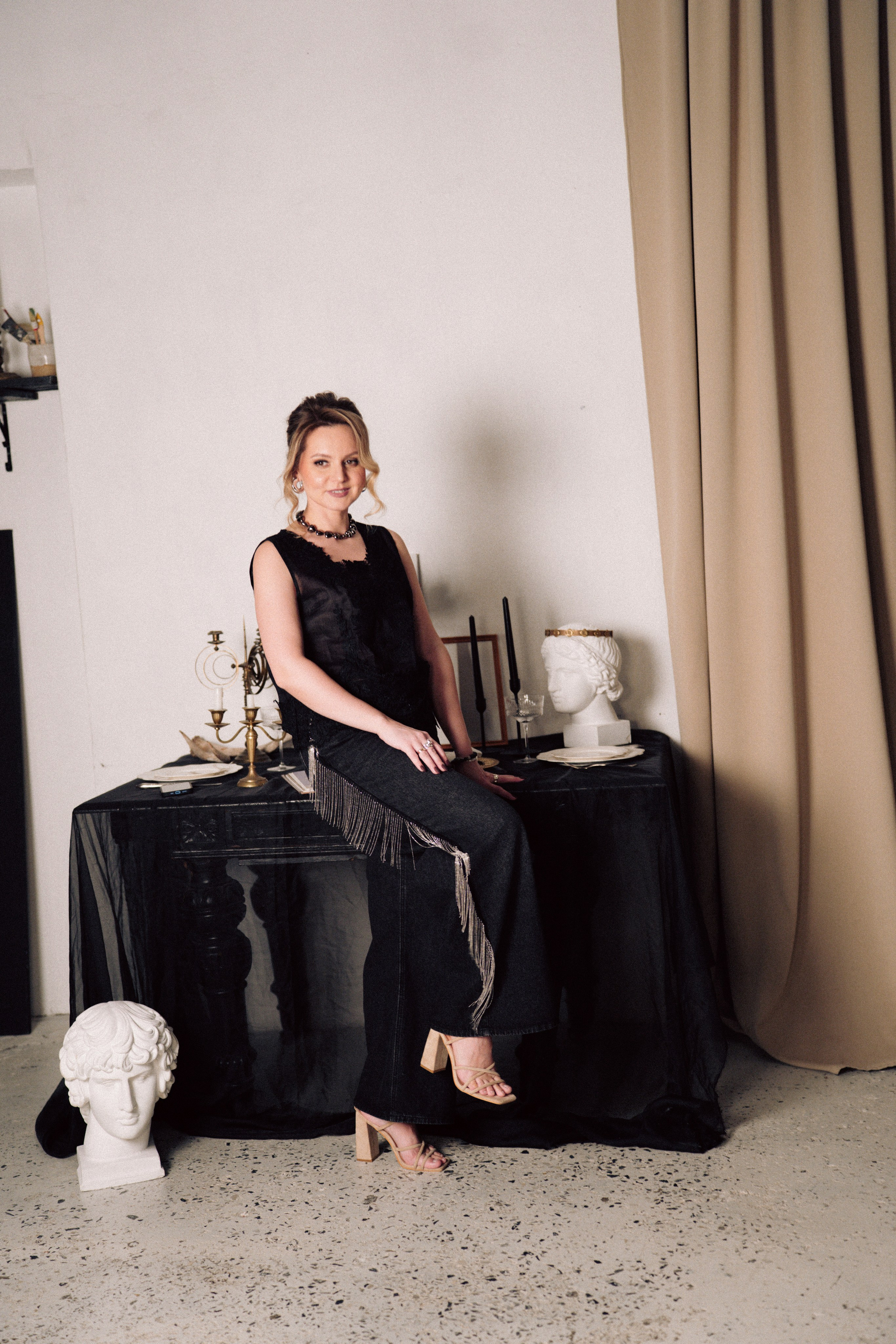 НОВОГОДНЯЯ ФОТОСЕСИИЯ В СТУДИИ ДЛЯ ДЕВУШКИ И ПРОГУЛКА ПО ЧЕРНЫШЕВСКОЙ. Профессиональный фотограф, Санкт-Петербург — Виктория Богомолова