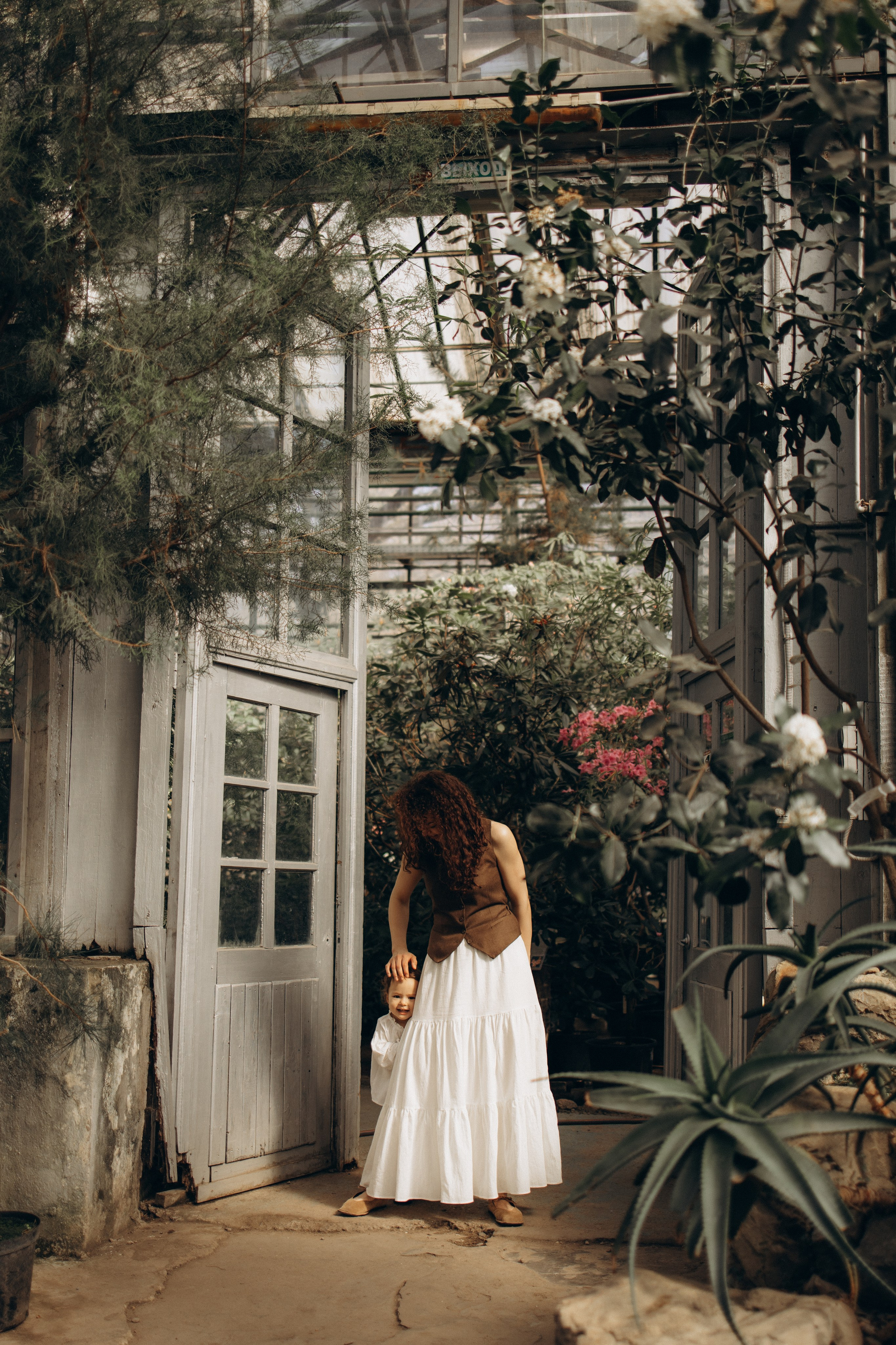 Прогулка по оранжерее. Семейный фотограф в Москве Ксения Аганина