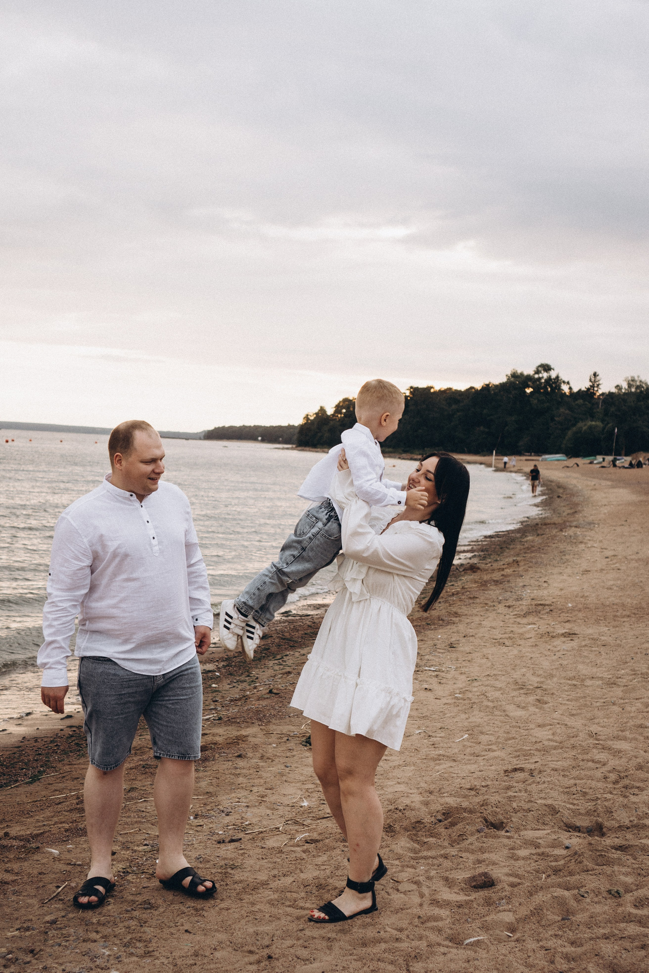Семейная история на берегу залива. Профессиональный фотограф, Санкт-Петербург — Виктория Богомолова