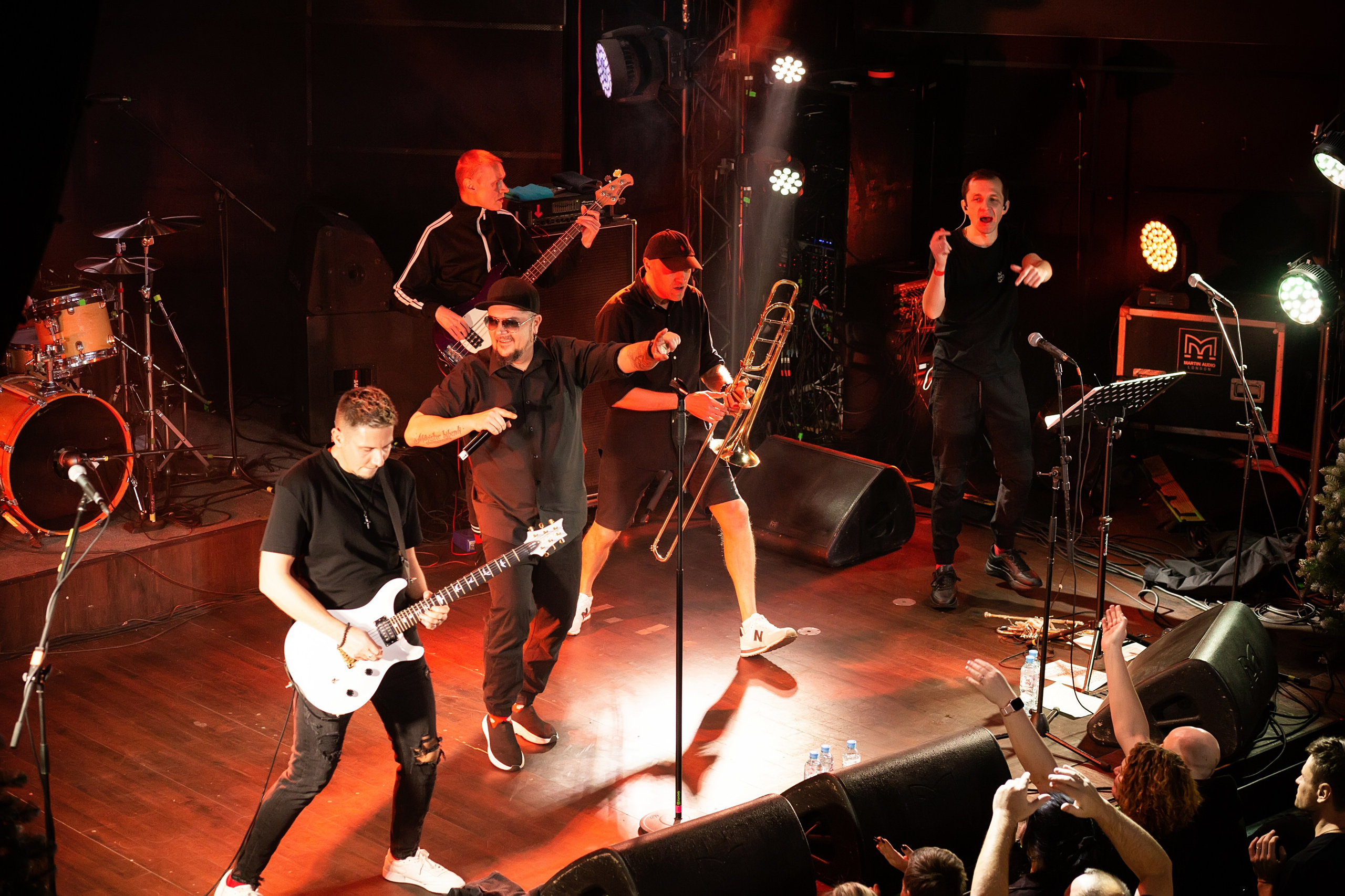 Фотосъемка концерта TRUBETSKOY Jagger СПБ. Портретные фотосессии, контент-съемки, репортаж