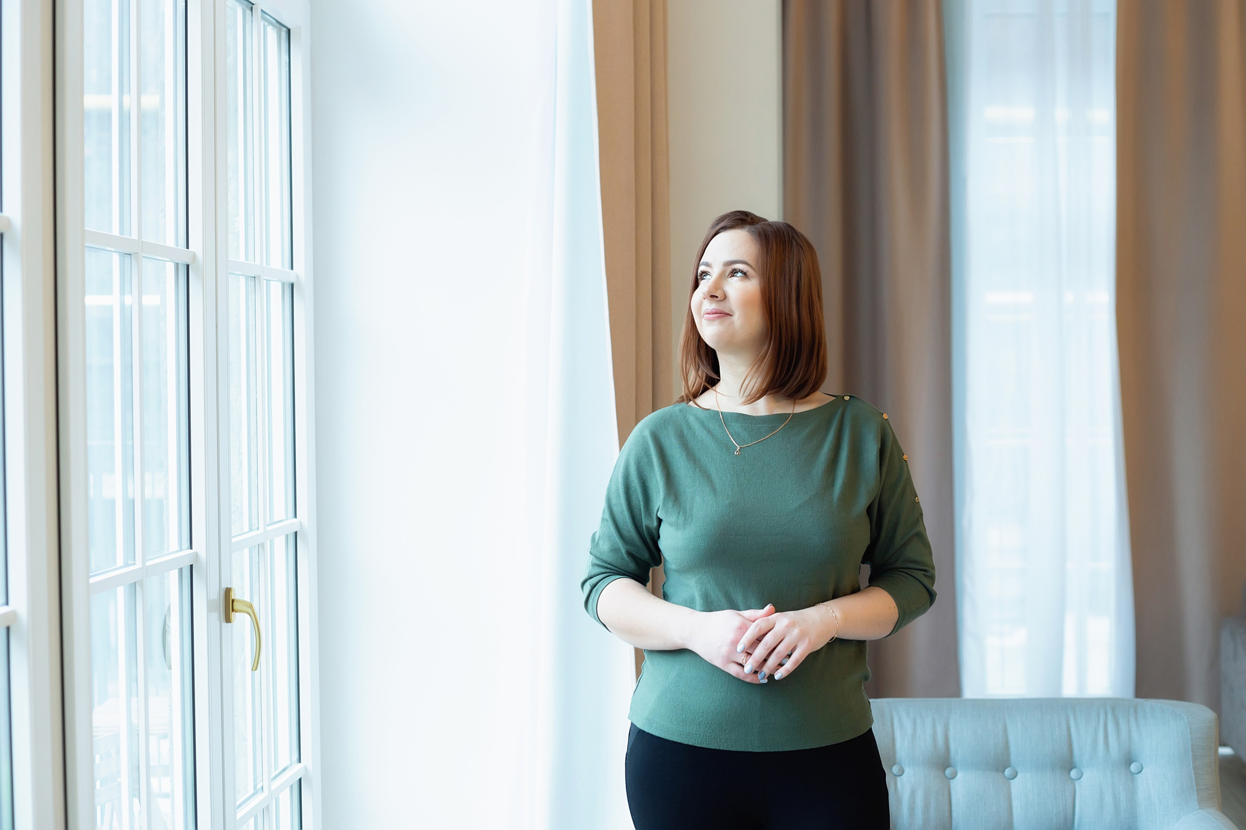 Фотосессия для организатора онлайн-марафонов в СПБ Контент для рекламы и вовлечения. Портретные фотосессии, контент-съемки, репортаж