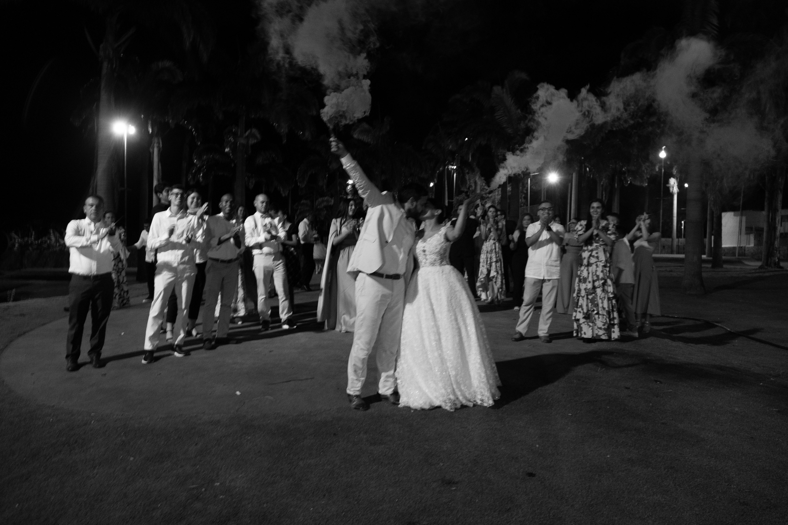 Carola & Gerson. Wedding Photographer in Barcelona and Medellin