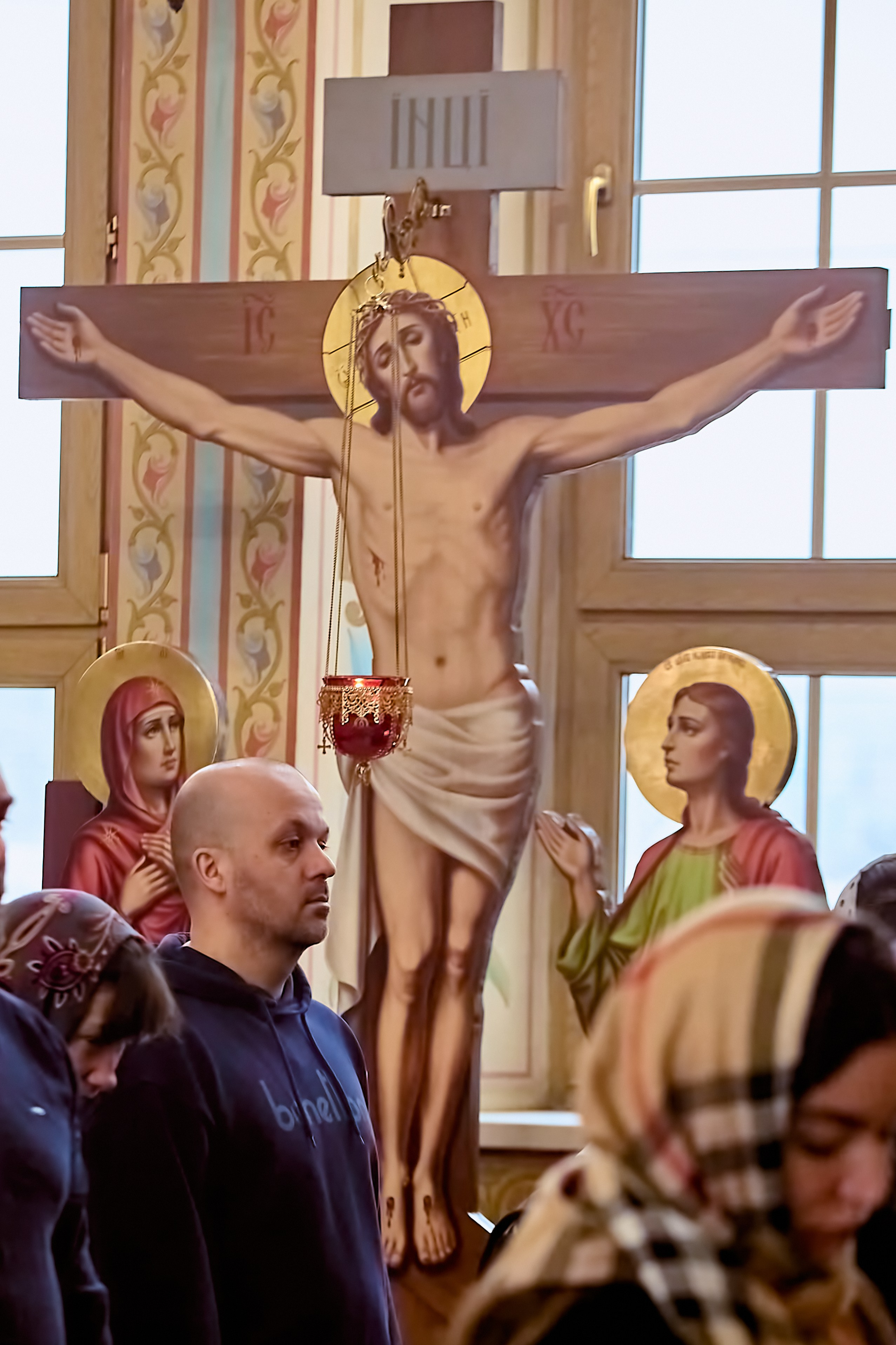 Распятие. Крест в Храме Преподобного Серафима Саровского