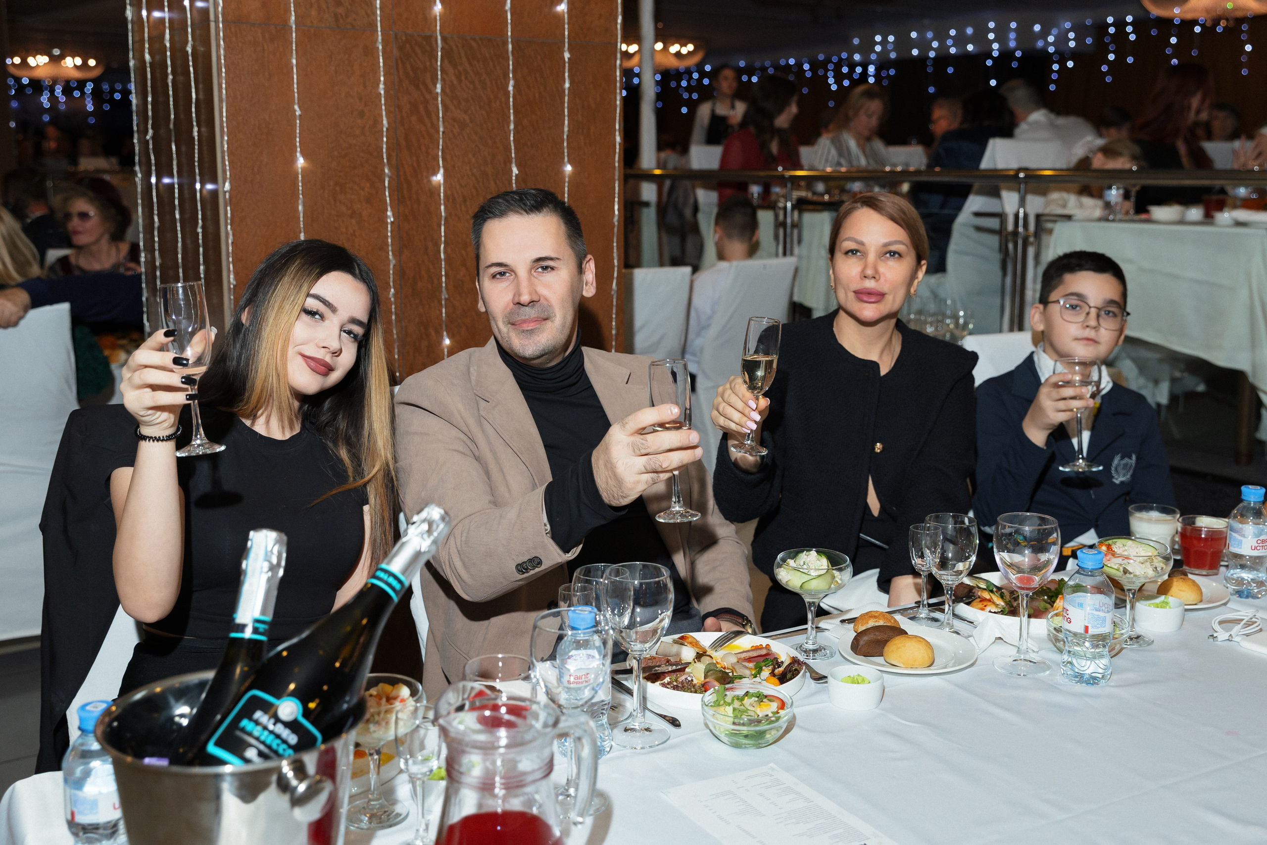 Новогодний вечер. Свадебный и репортажный фотограф в Санкт-Петербурге Николай Голованов