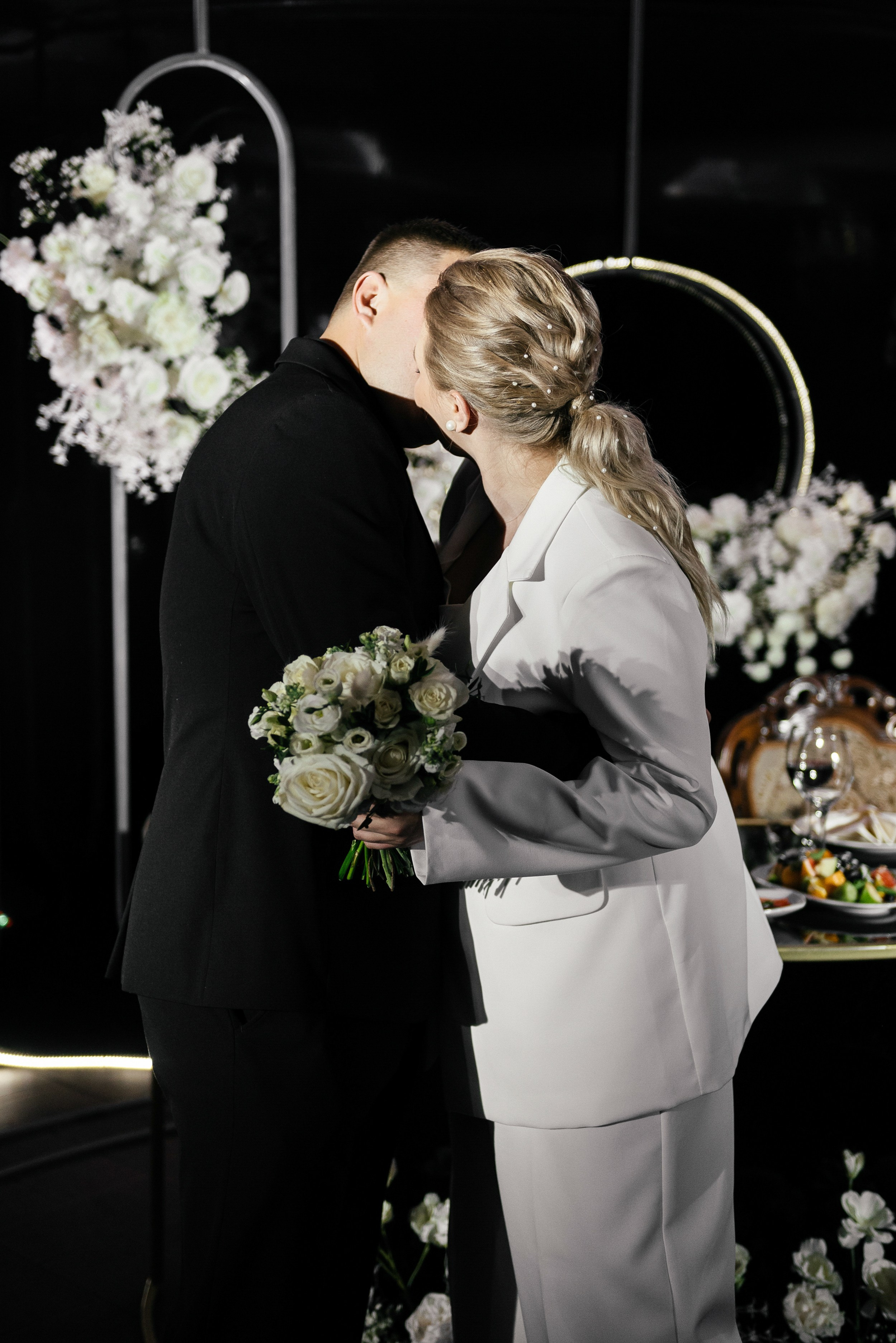 Руслан и Ольга. Zhulanovilya