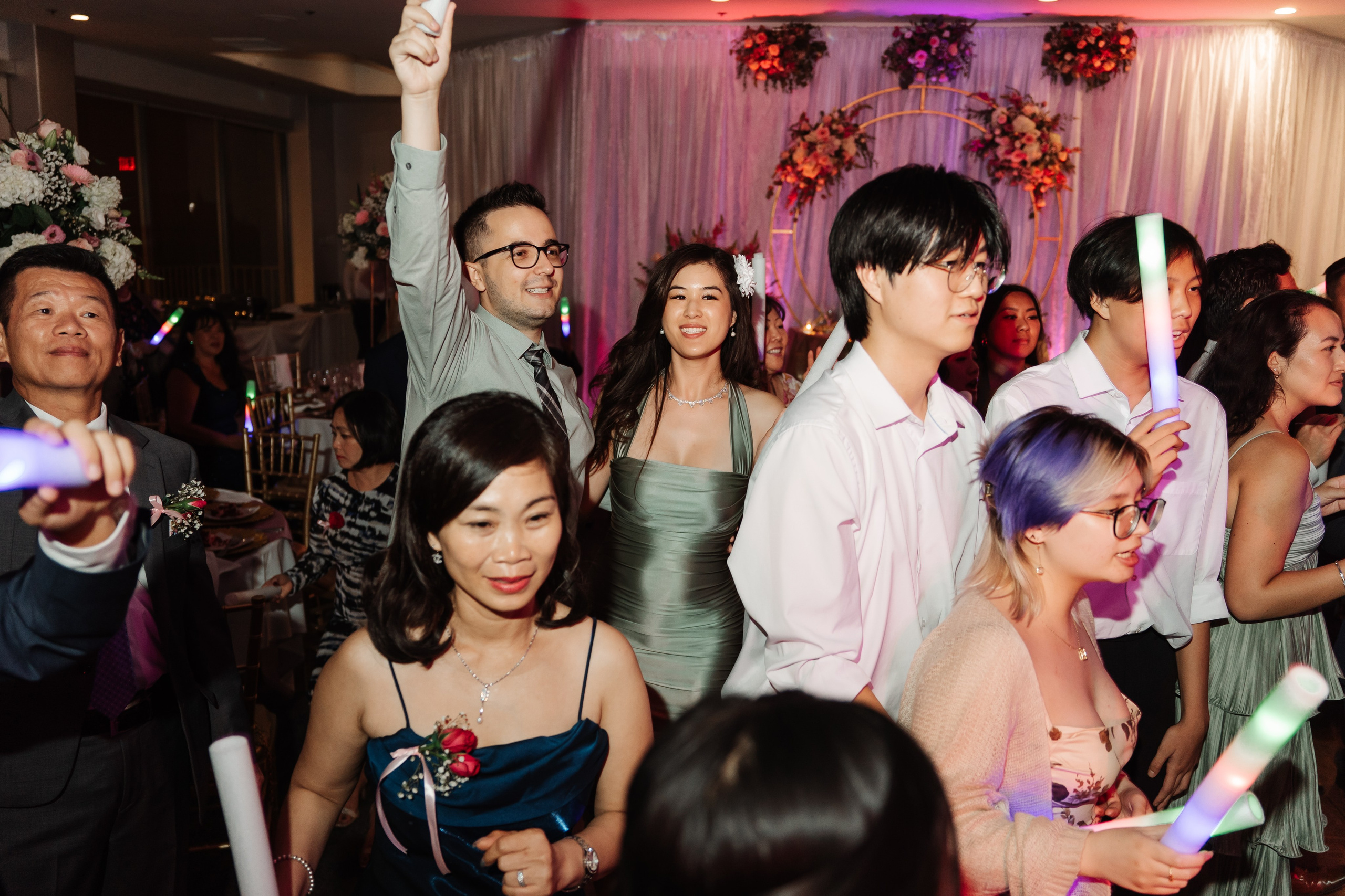 2025-08-16_AndreaChristopher. Ретушер Зенькевич Света