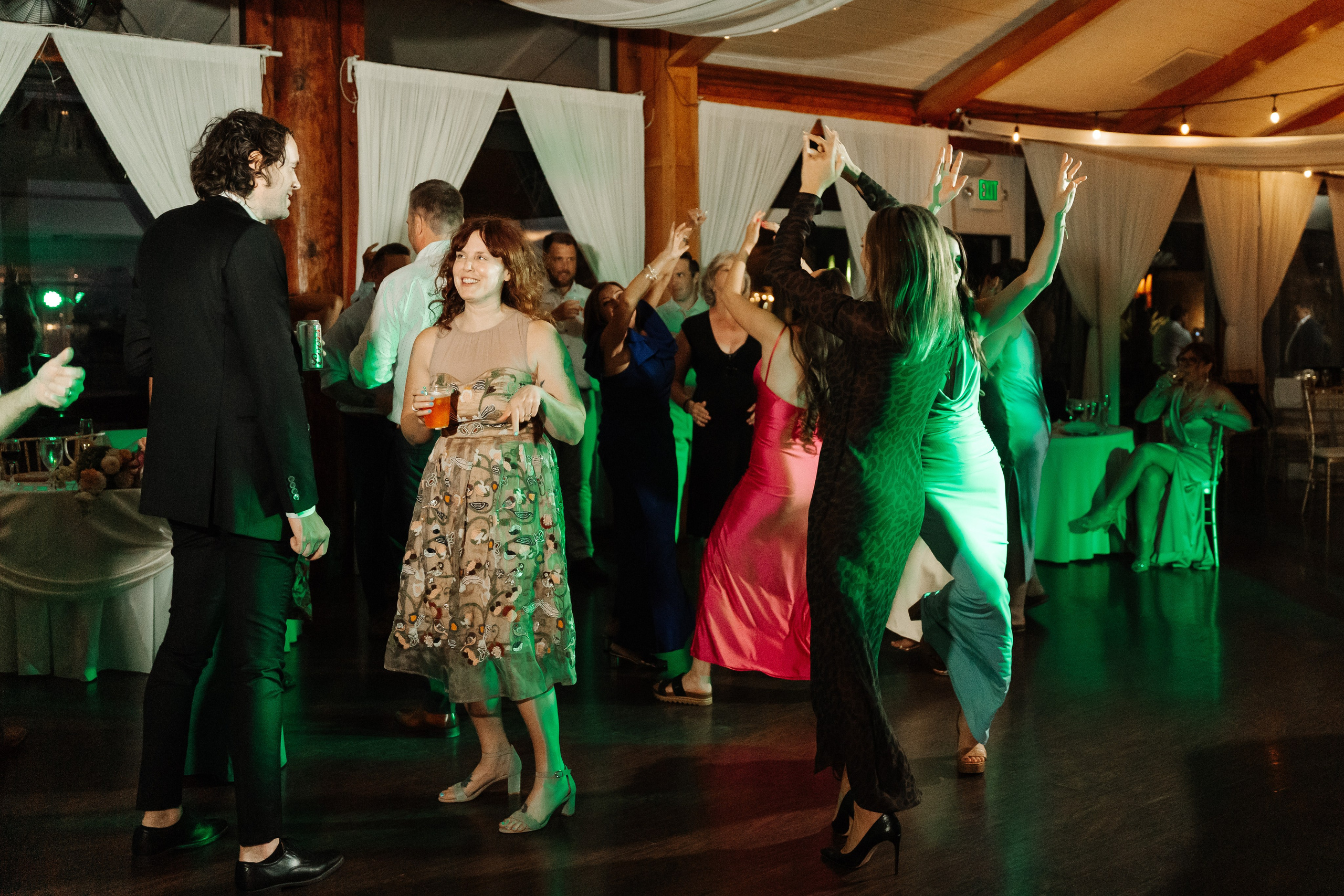 2025-08-16_BryanAmber. Ретушер Зенькевич Света