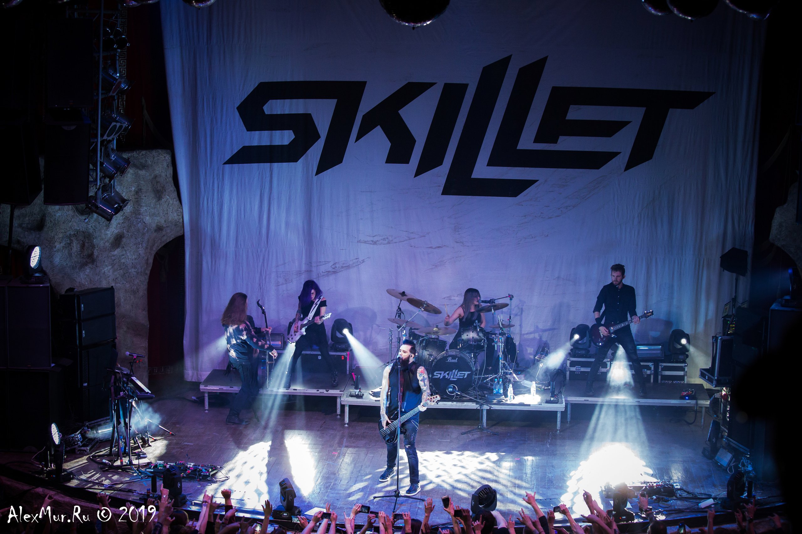 Концертное фото Уфа, Концертный фотограф Уфа, Концерт Уфа, Концертный фотограф Алексей Муравьёв, концертный фотограф Alex Mur, клубное фото Уфа, клубный фотограф Алексей Муравьёв, клубный фотограф Alex Mur, клубы Уфы, клуб Уфа, клуб Уфа, Огни Уфы, репортажная съёмка Уфа, фотосъёмка Уфа, Уфа концерт, Алексей Муравьёв, Alex Mur, Skillet Уфа, группа Skillet