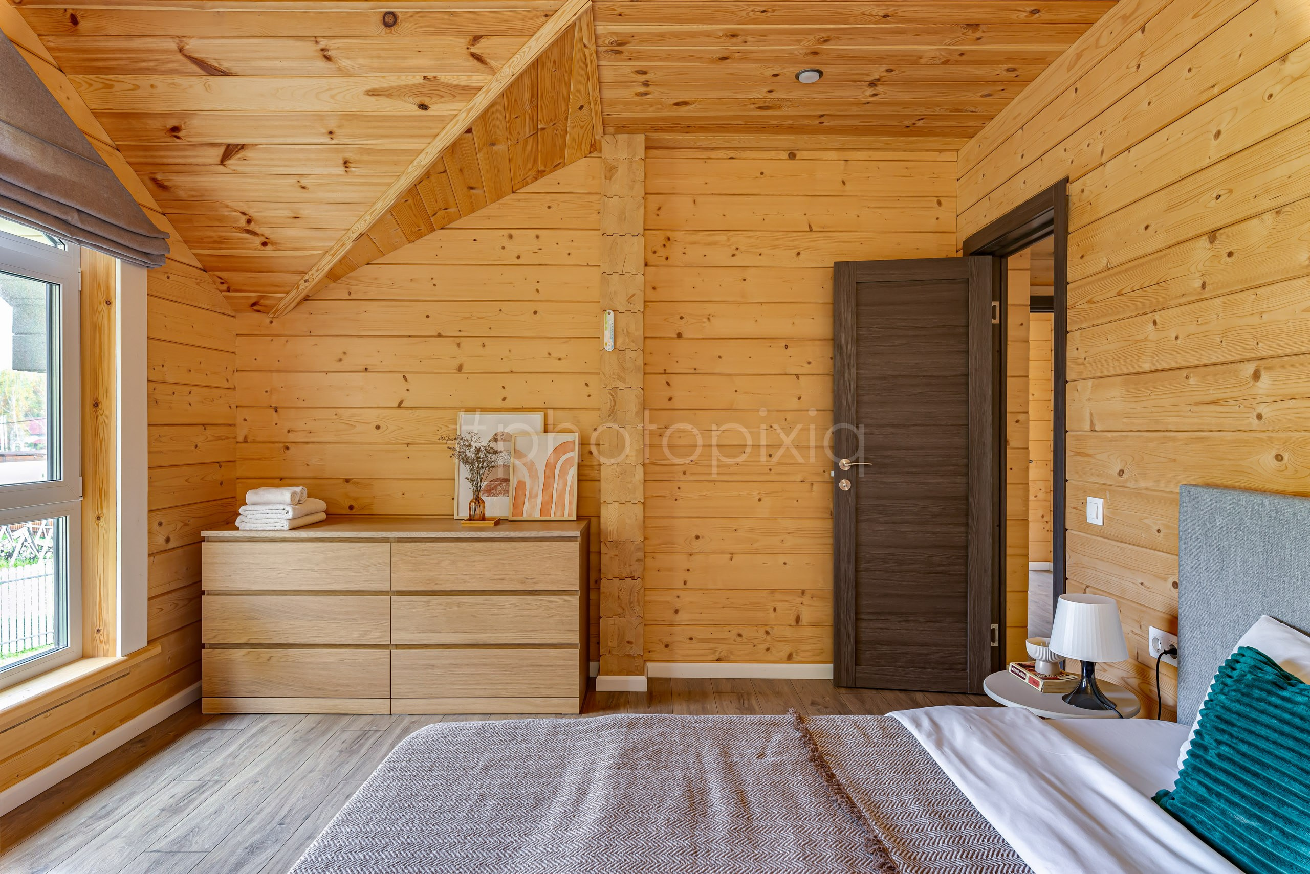 Съёмка загородного дома в КП Венский Лес для аренды. Интерьерная съёмка и виртуальные туры — Интерьерный фотограф Кузнецов Сергей (photopixiq)