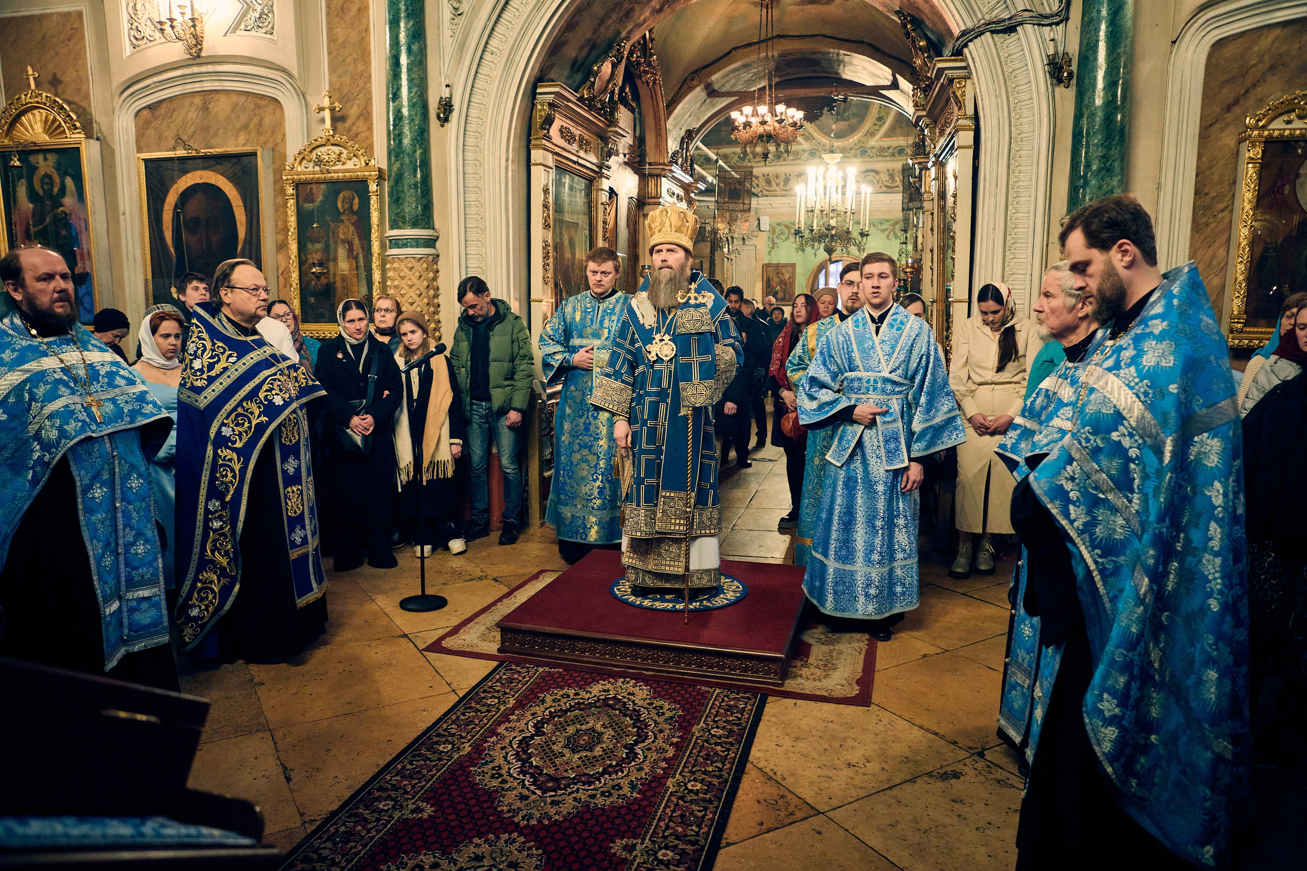 Всенощная на Благовещение Пресвятой Богородицы. DMITRY MOISEENKO — фотограф, художник, топ-стилист