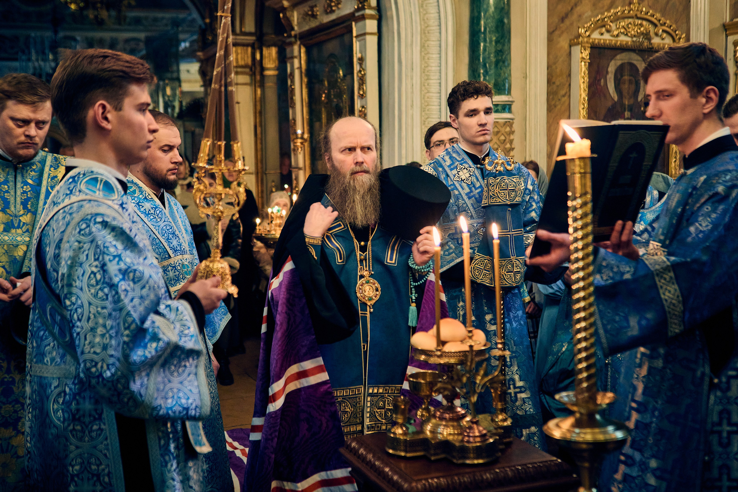 Всенощная на Благовещение Пресвятой Богородицы. DMITRY MOISEENKO — фотограф, художник, топ-стилист