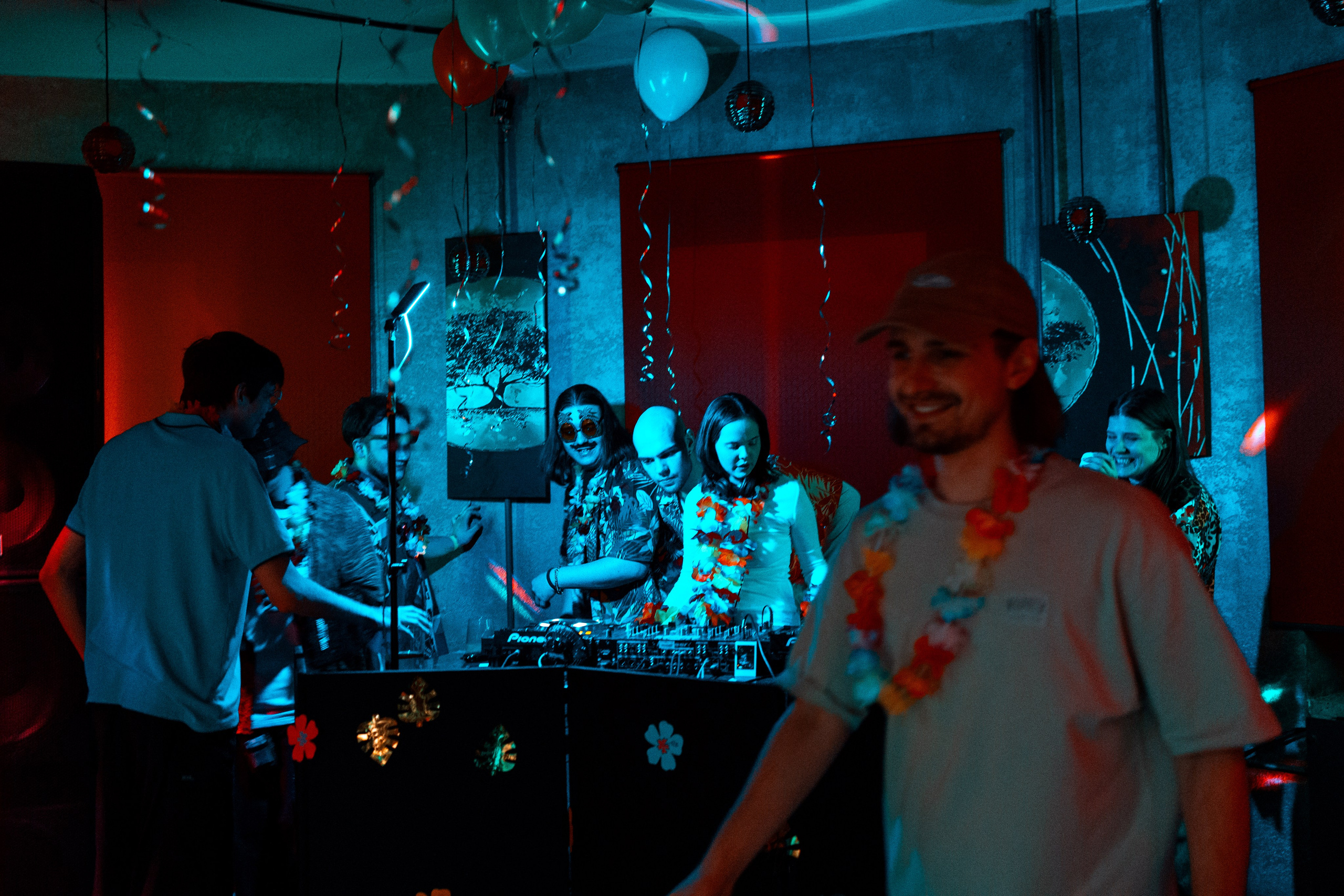 SBROD 009: ЧАЙ С ТОРТИКОМ. SBROD