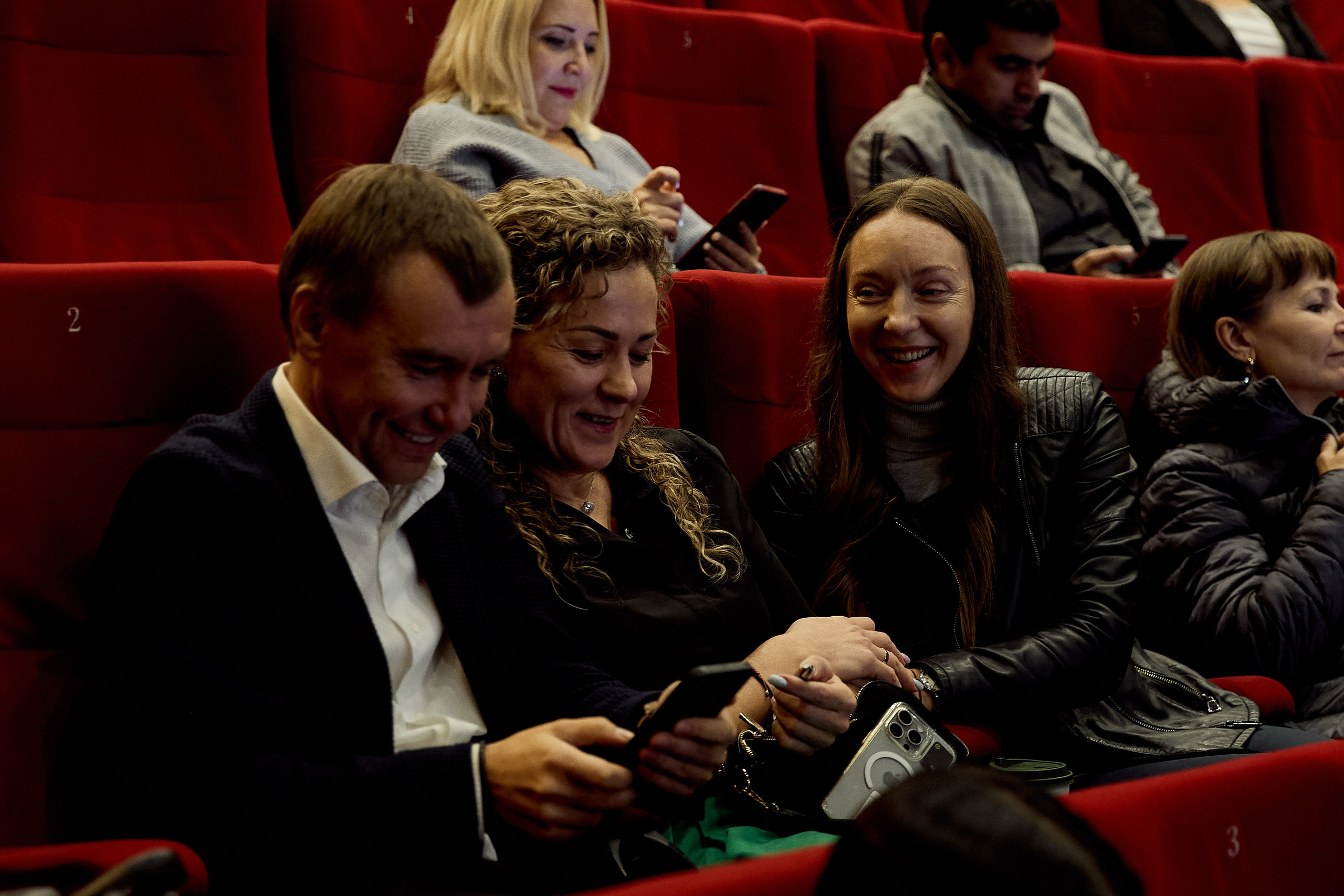 Семинары и тренинги. Серия 54