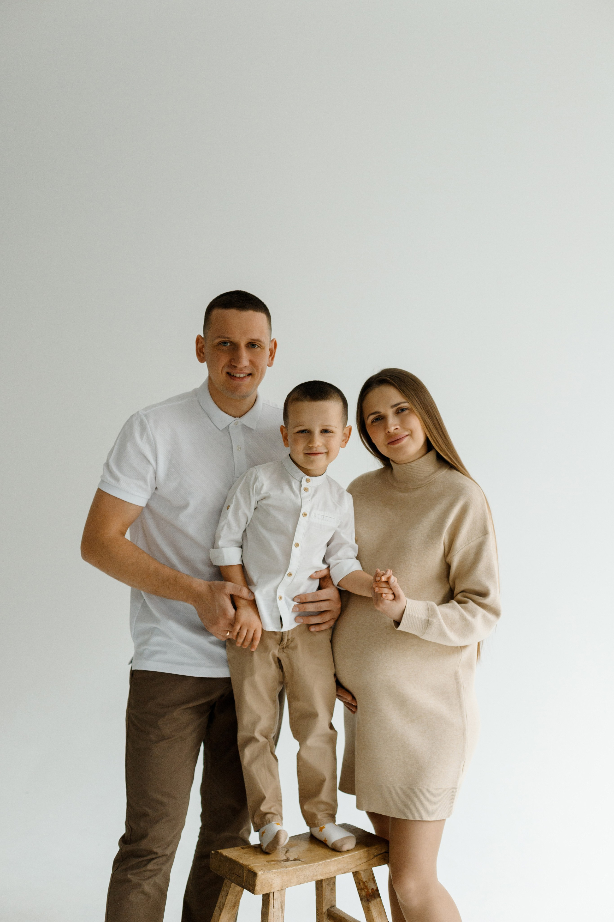 Семейная фотосессия беремености в Лофт 13. Фотограф Александра Сыщенко