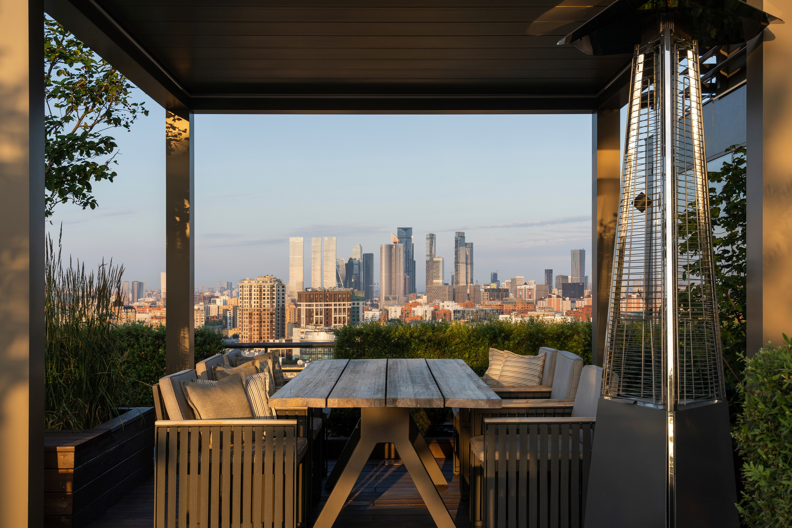 Brusnika office terrace, Moscow. Артамонов Александр | Архитектурный и ландшафтный фотограф