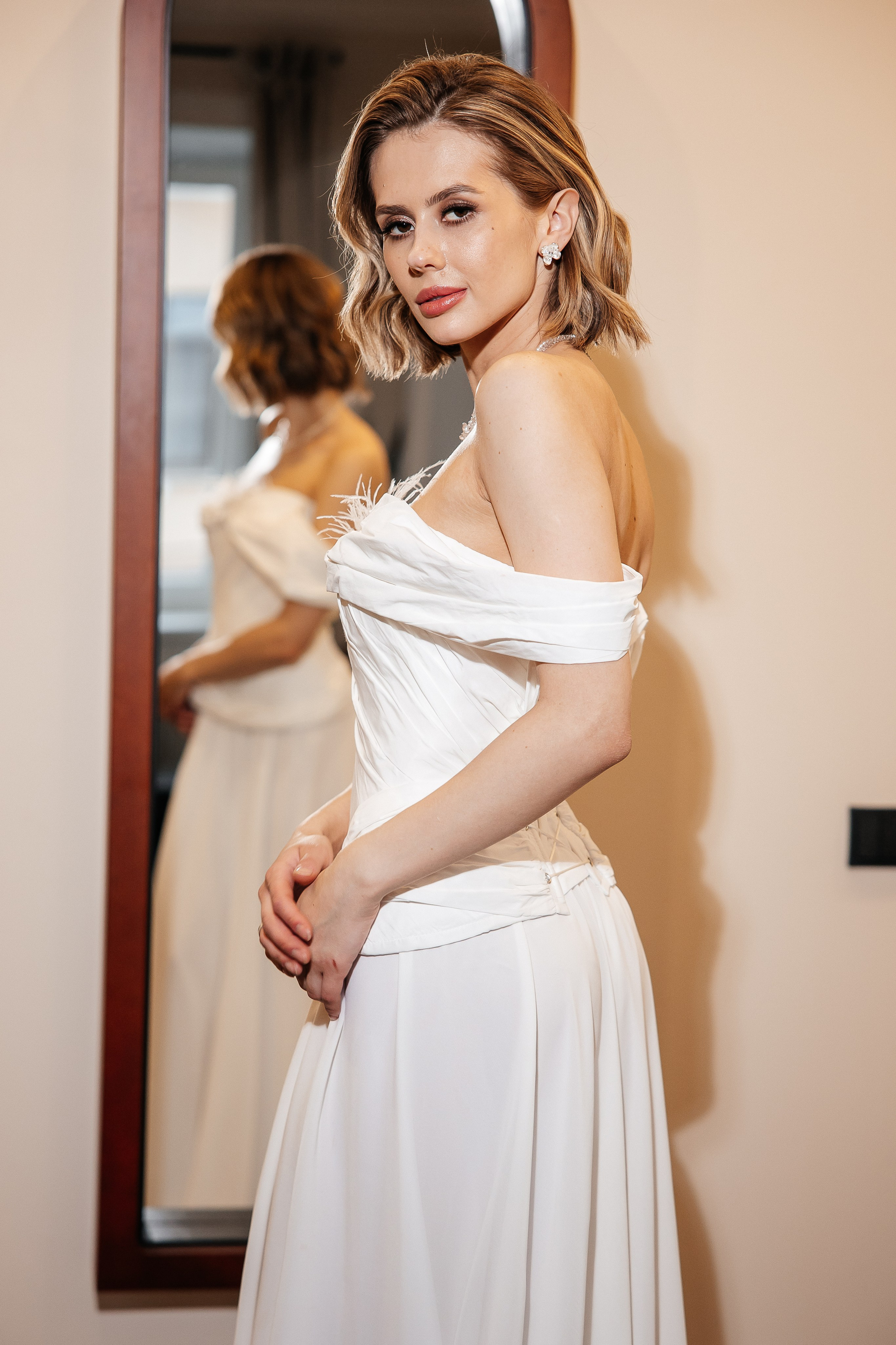 Утро жениха и невесты в отеле. Свадебный и семейный фотограф в Москве Красинская Мария