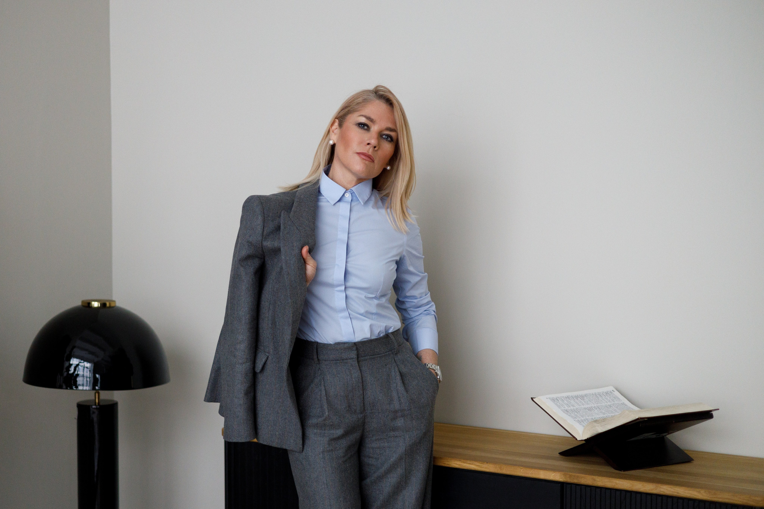 Серия, студия. Фотограф Москва Андрей Волков