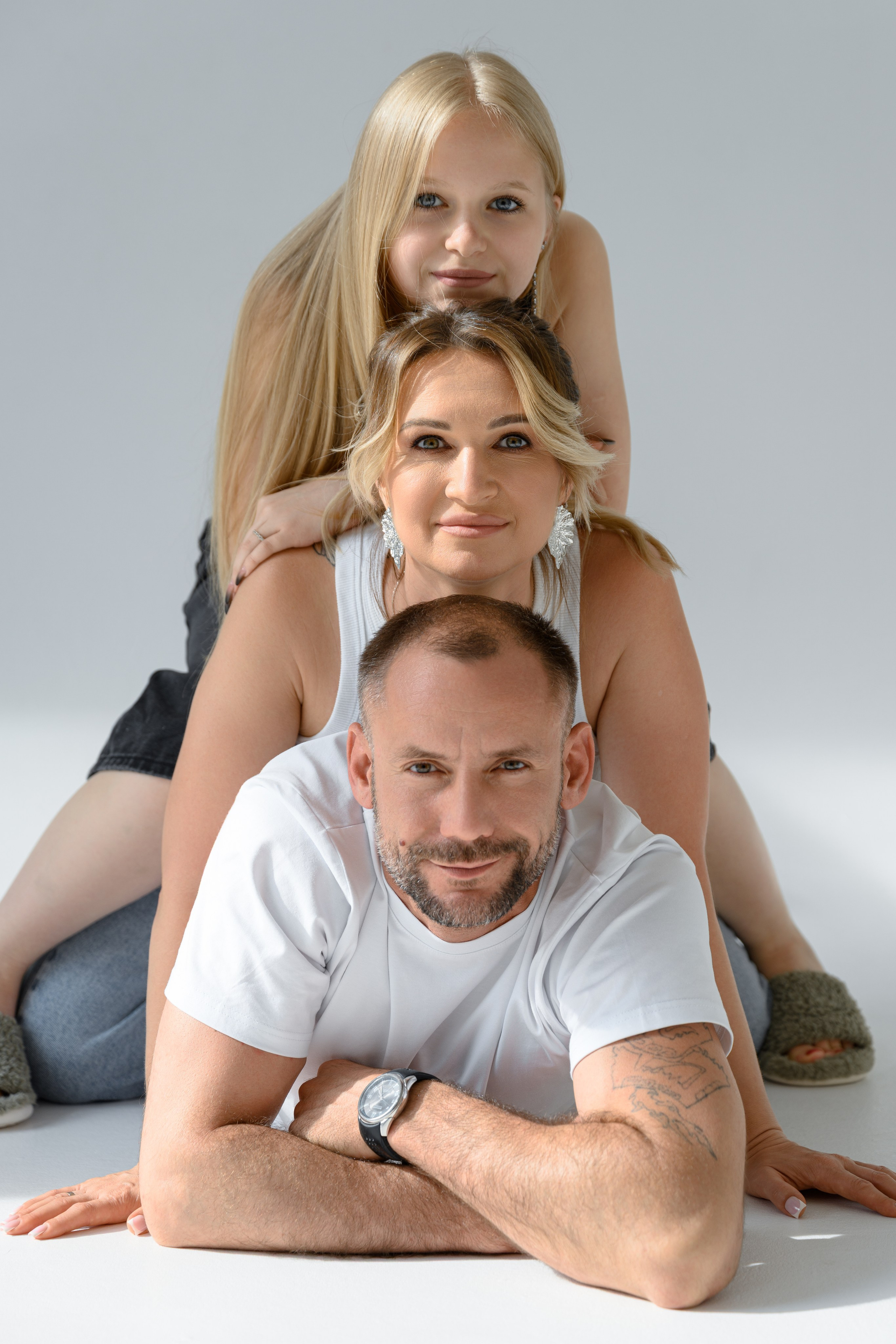 Полина и семья. Студия Base. Фотограф Анастасия Егорова