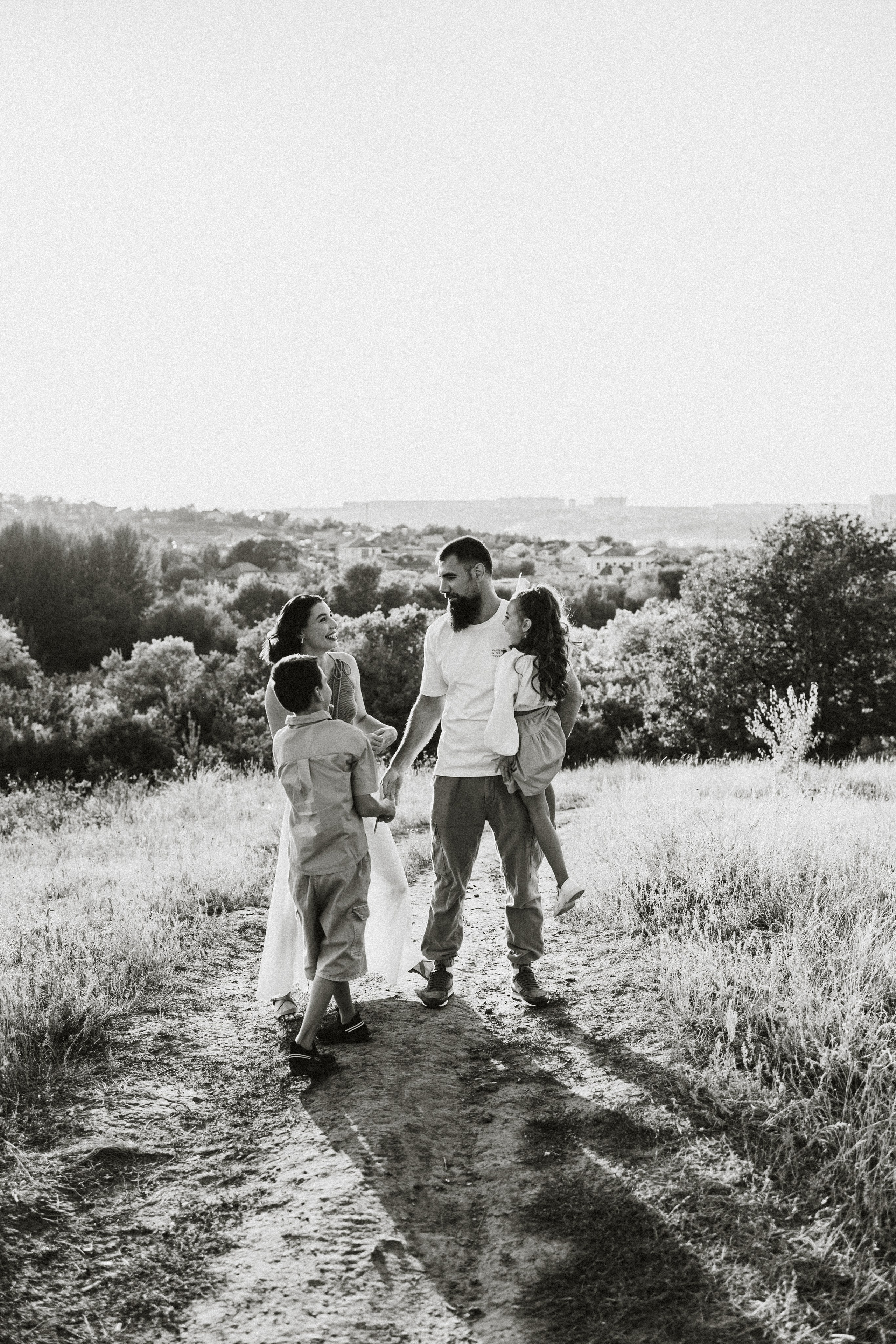 Семья Жени. Фотопрогулка. Портретный и семейный фотограф в Саратове Елена Шустова