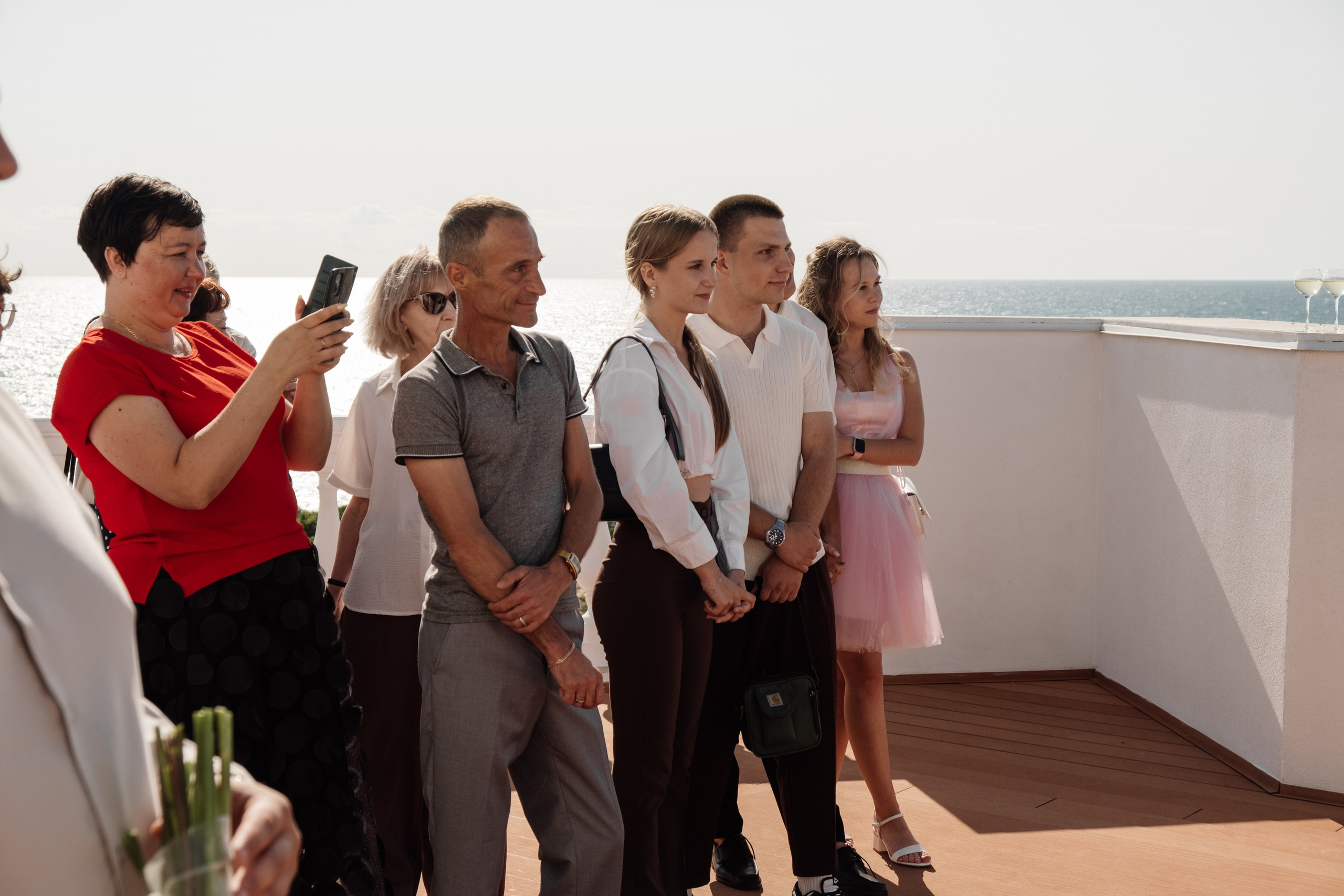 Свадебный ретопртаж. Профессиональная фотосъемка в Крыму. Натуральные эмоции и живые кадры. Забронируйте дату прямо сейчас!