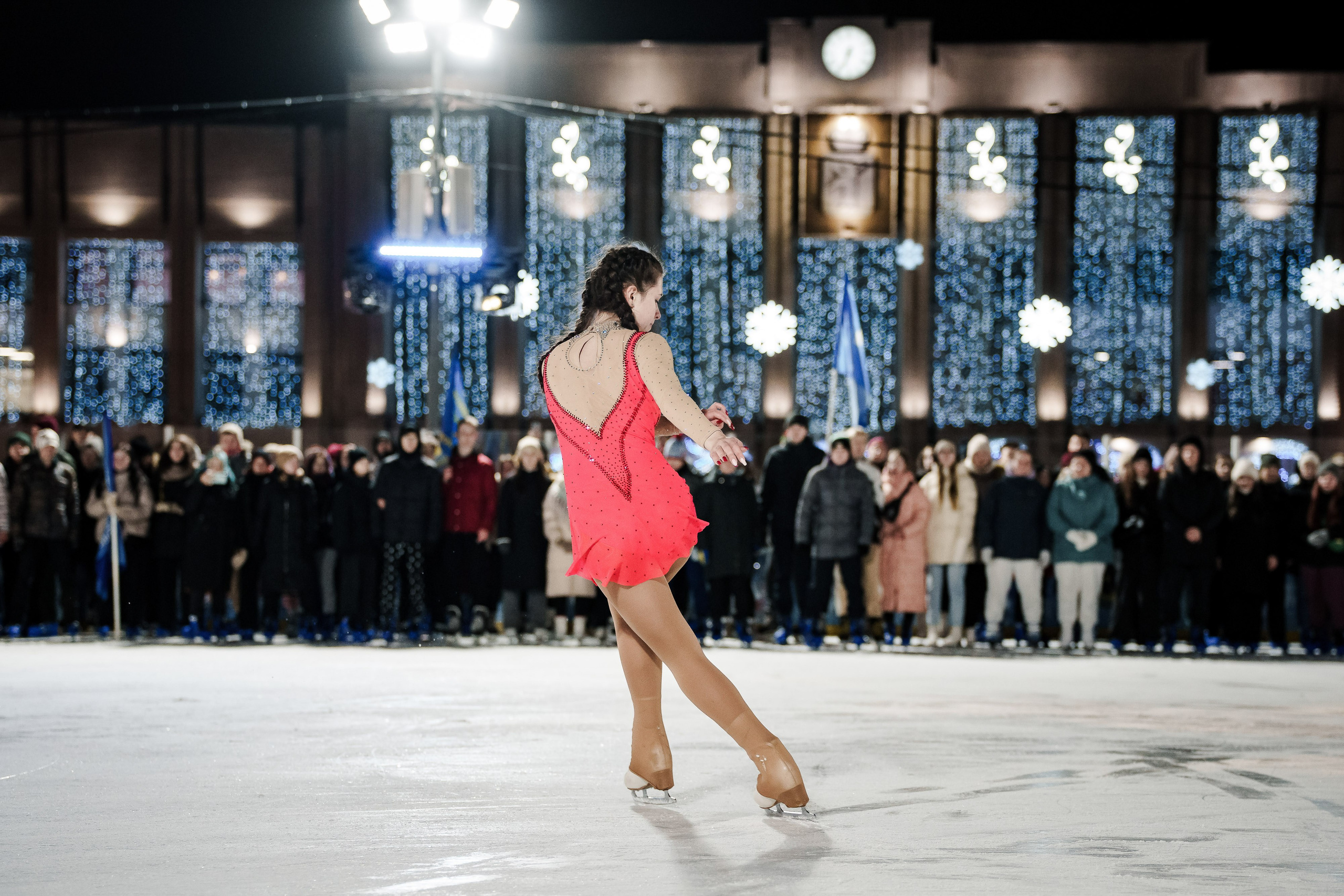 День студента на центральном катке в г. Ярославле. Репортажный фотограф Сергей Сажин г. Ярославль