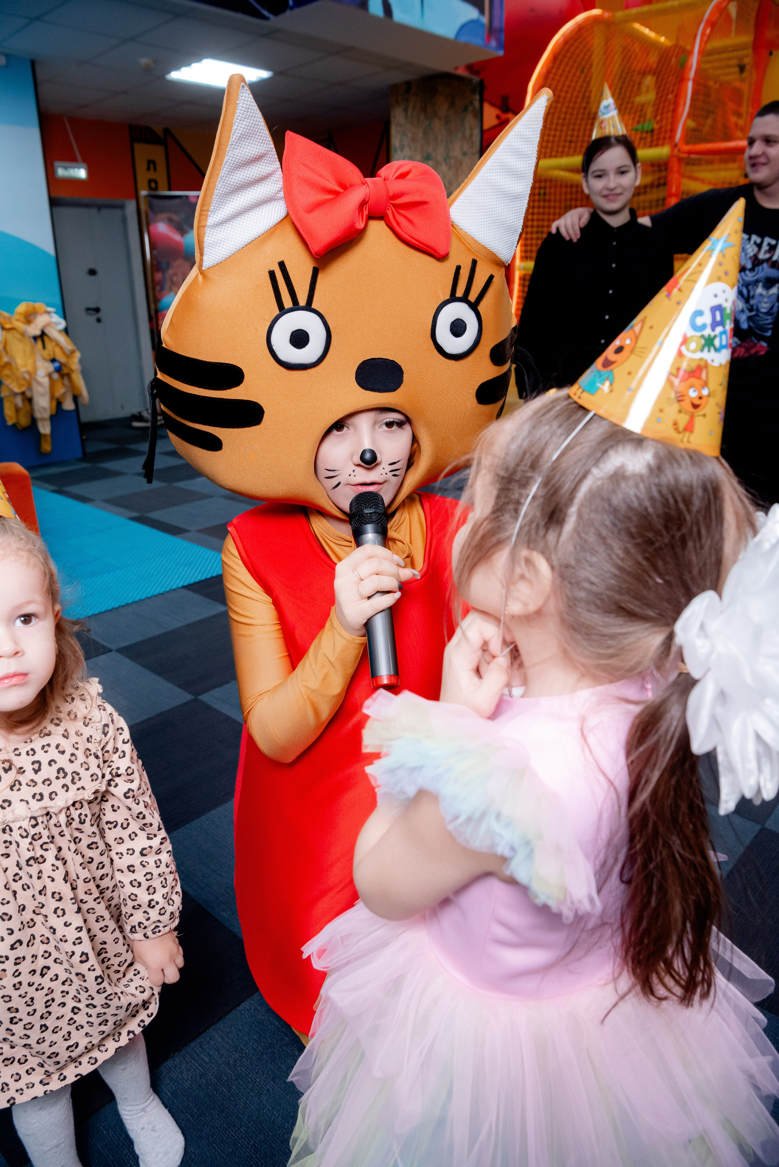 ДР В Локо Мотив Аниматоры Три кота. Фотограф в Волгограде и Волжском Александр Горбань