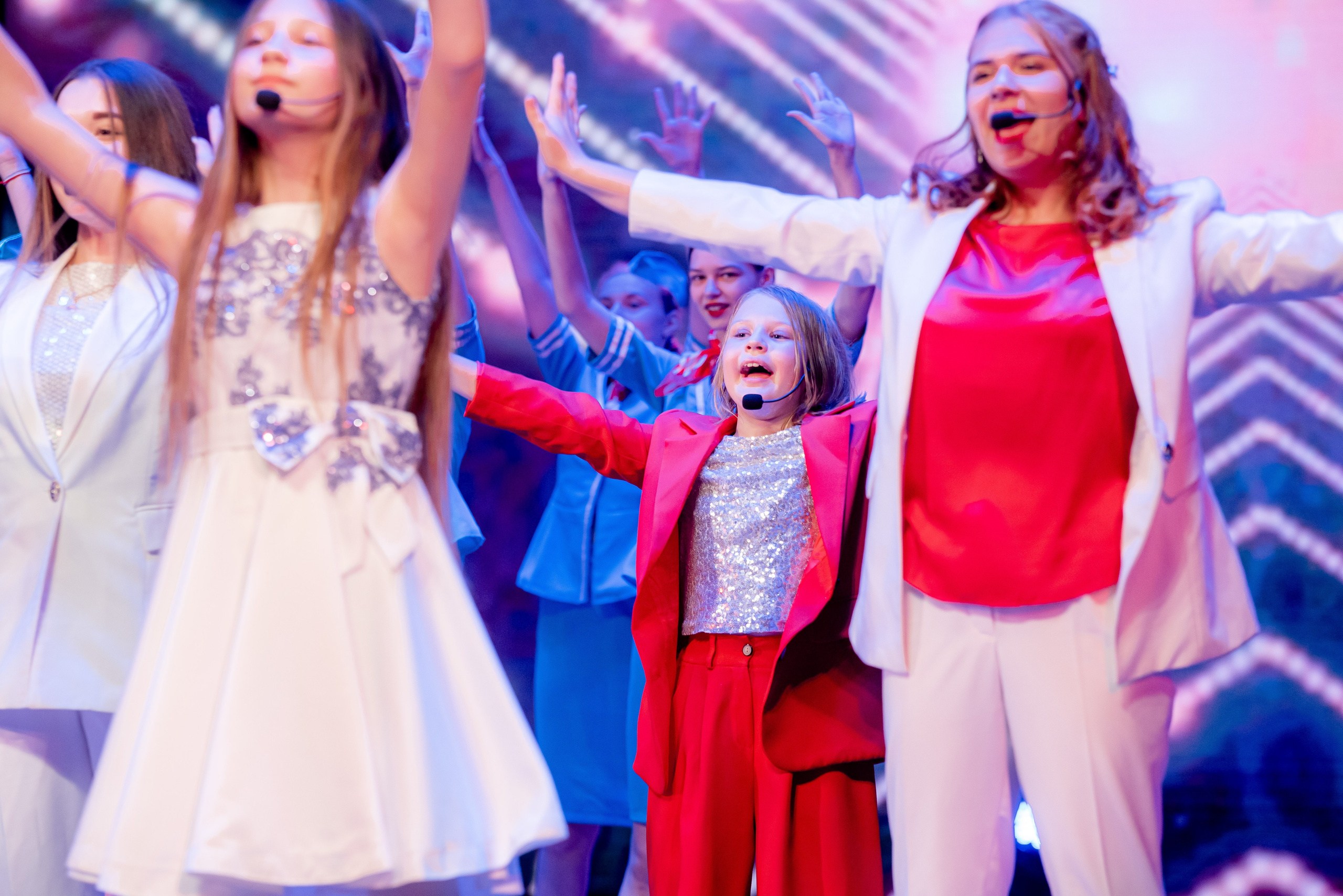 30 Школа. Вручение и Банкет. ДК Юбилейный и Банхоф. Фотограф в Волгограде и Волжском Александр Горбань