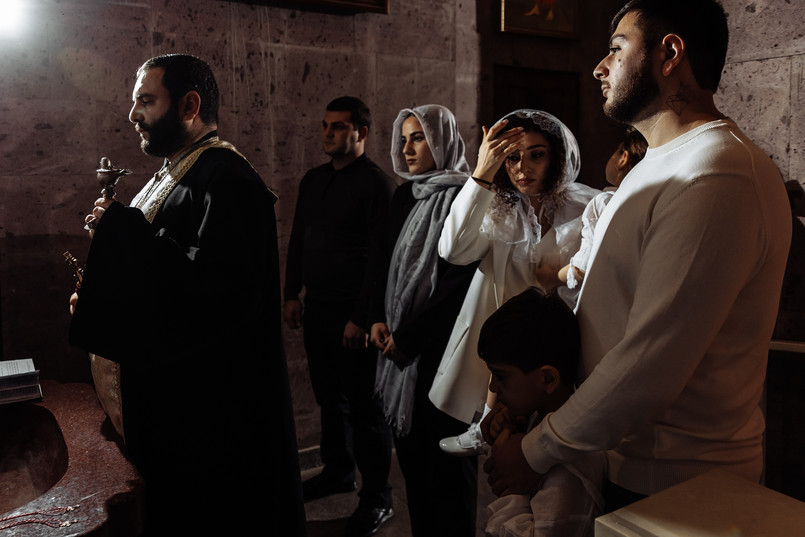 Крестины и день рождения. Семейный фотограф на крещение и венчание