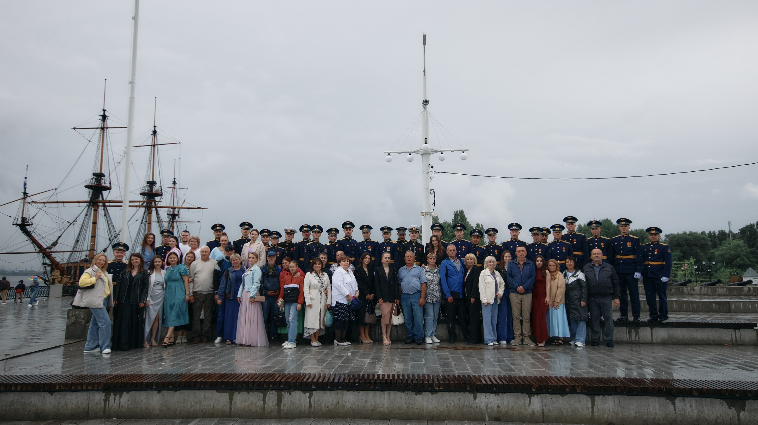 Выпуск Военно Воздушной Академии. Свадебный и репортажный фотограф Дмитрий Кононенко