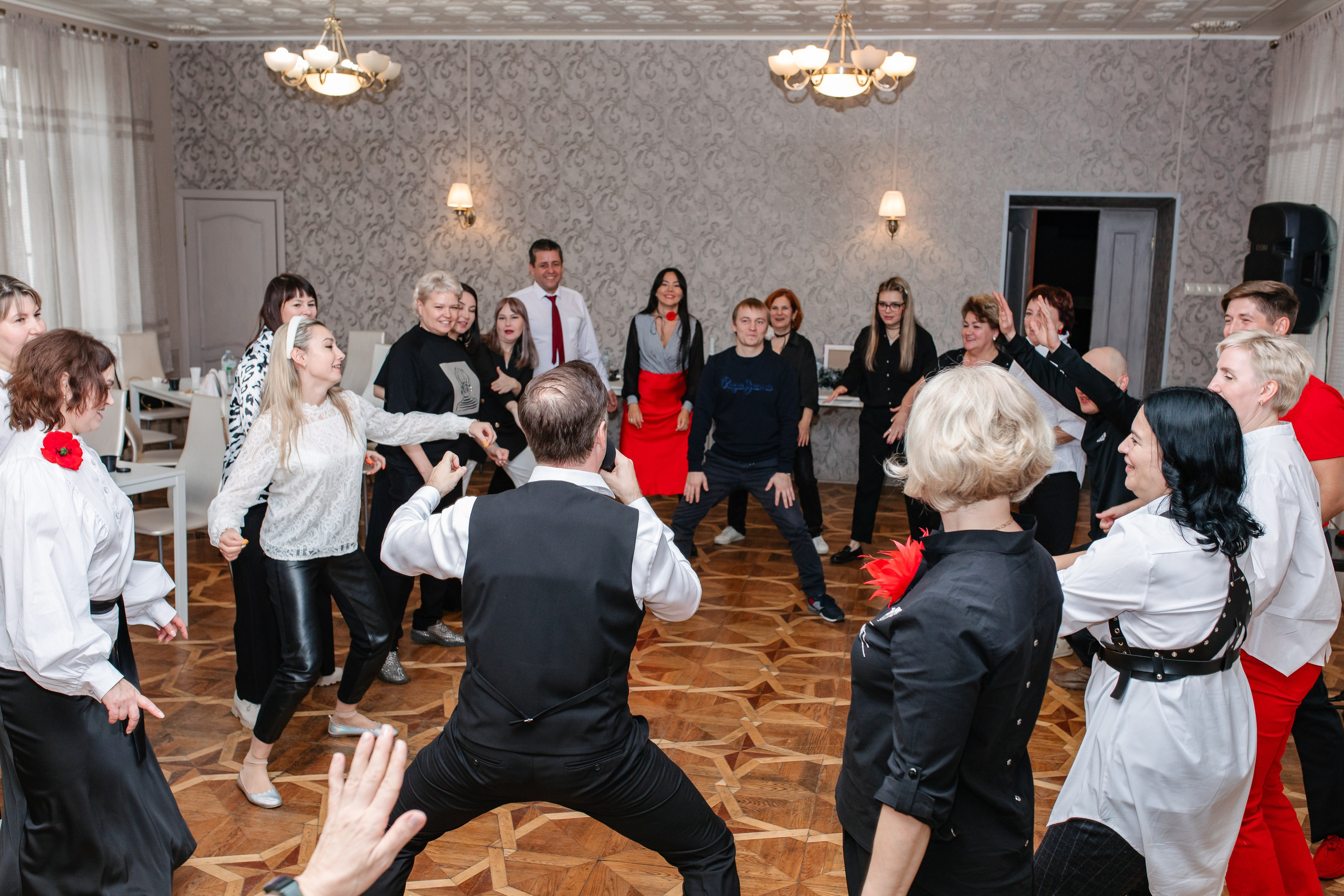 Мастер-класс для банкетных ведущих. Октябрь 2024. Фотограф Пермь. Свадьбы. Семья и дети, школа, д. сад. Фотокниги